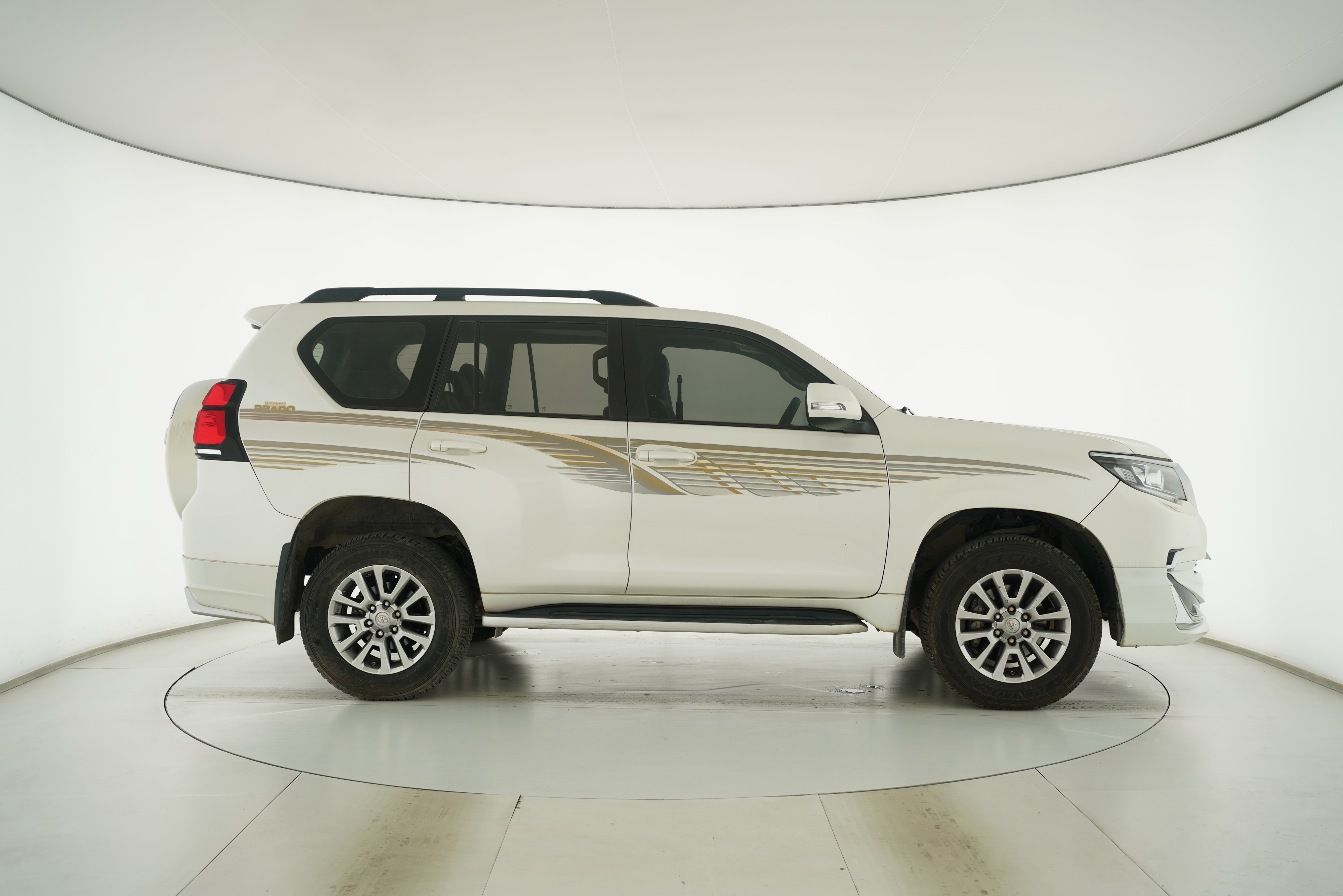 Toyota Prado 2019 — фото 8