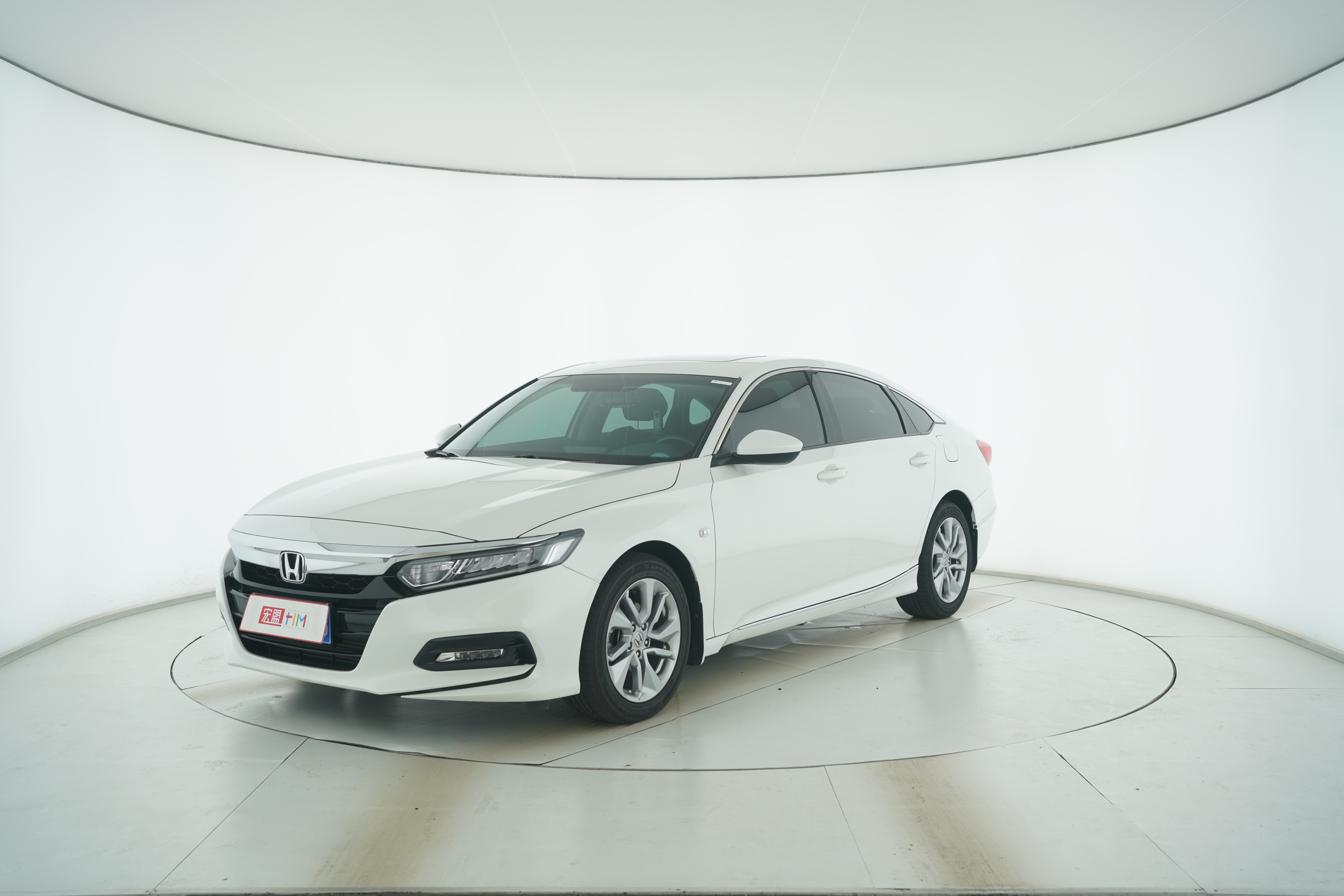 Honda Accord 2018 — фото 1