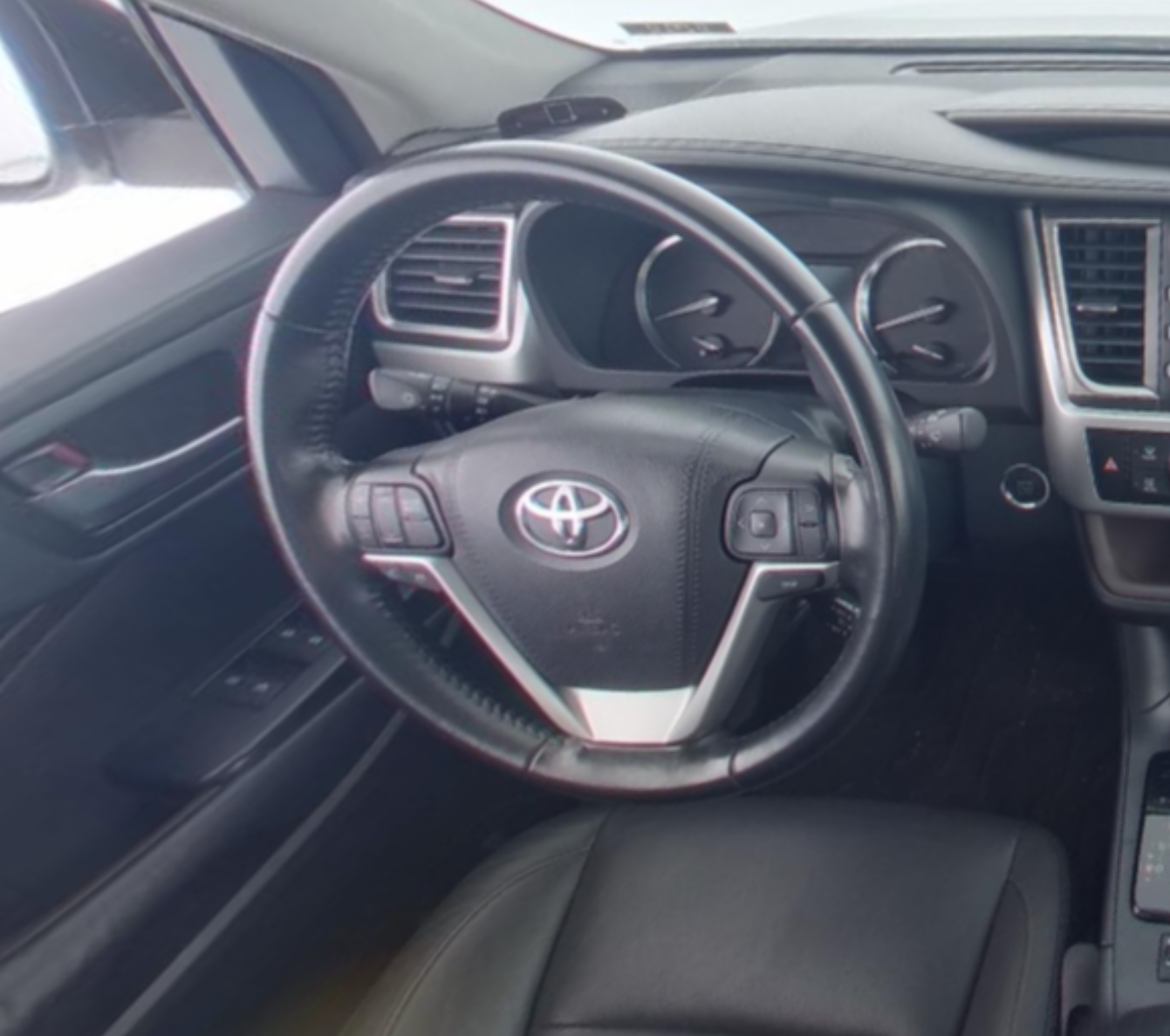 Toyota Highlander 2015 — фото 10
