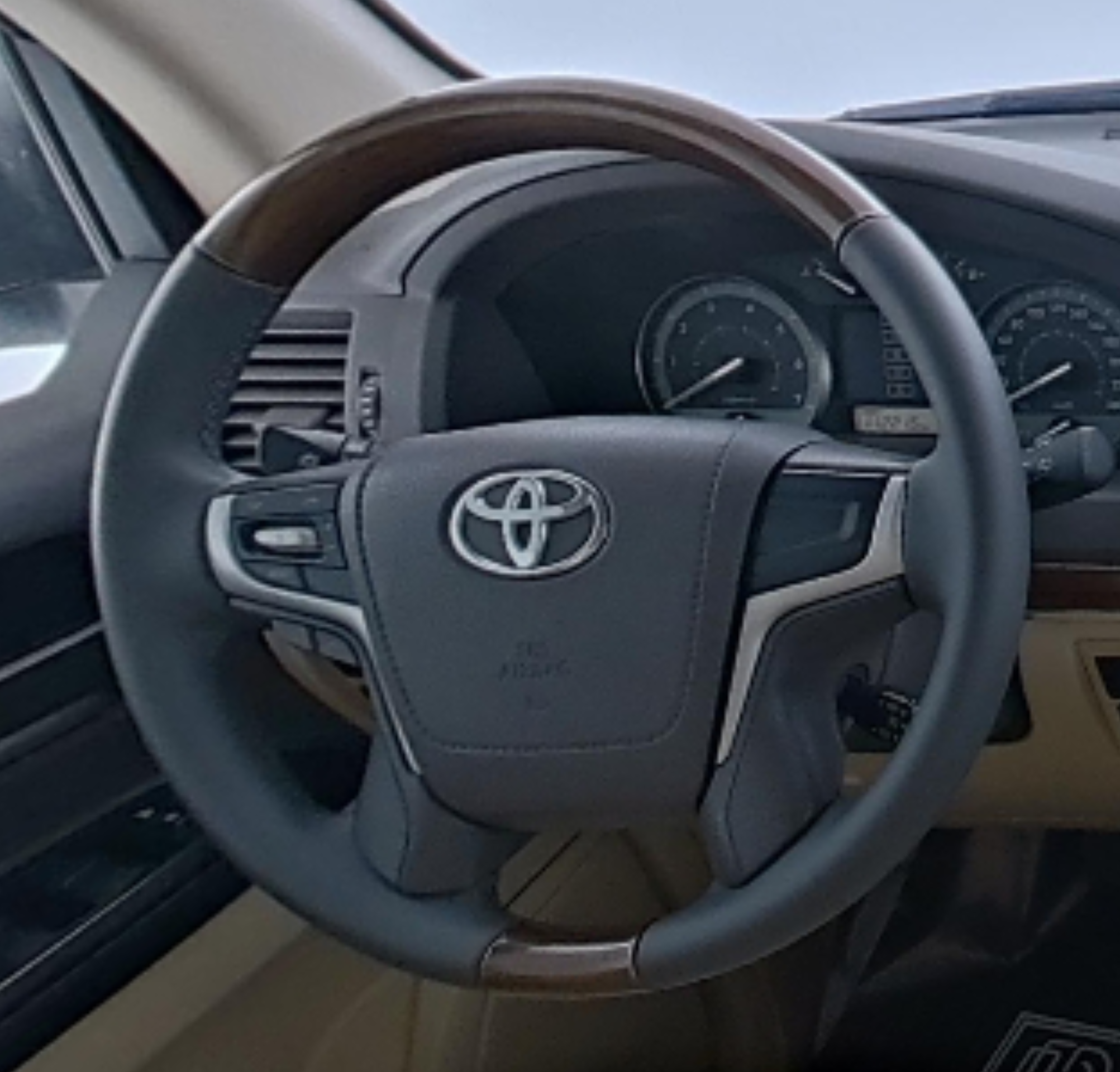 Toyota Land Cruiser (Imported) 2015 — фото 10