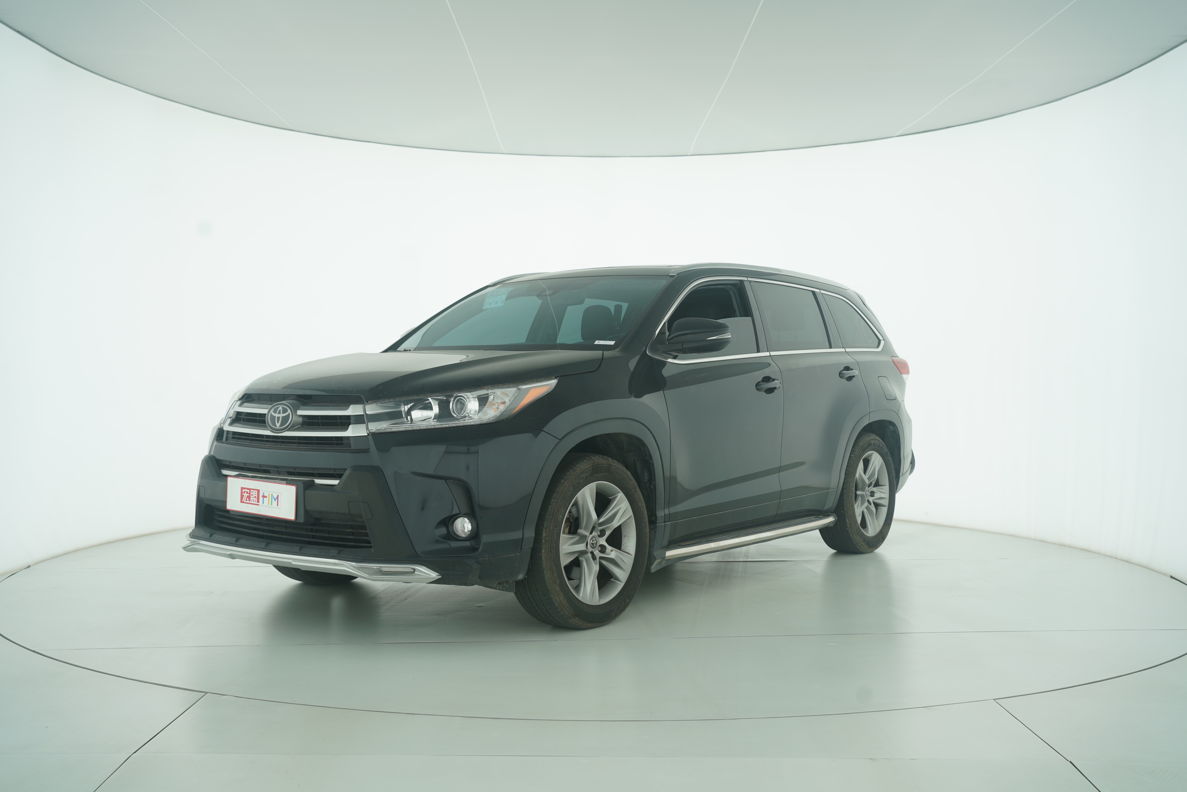 Toyota Highlander 2018 — фото 1
