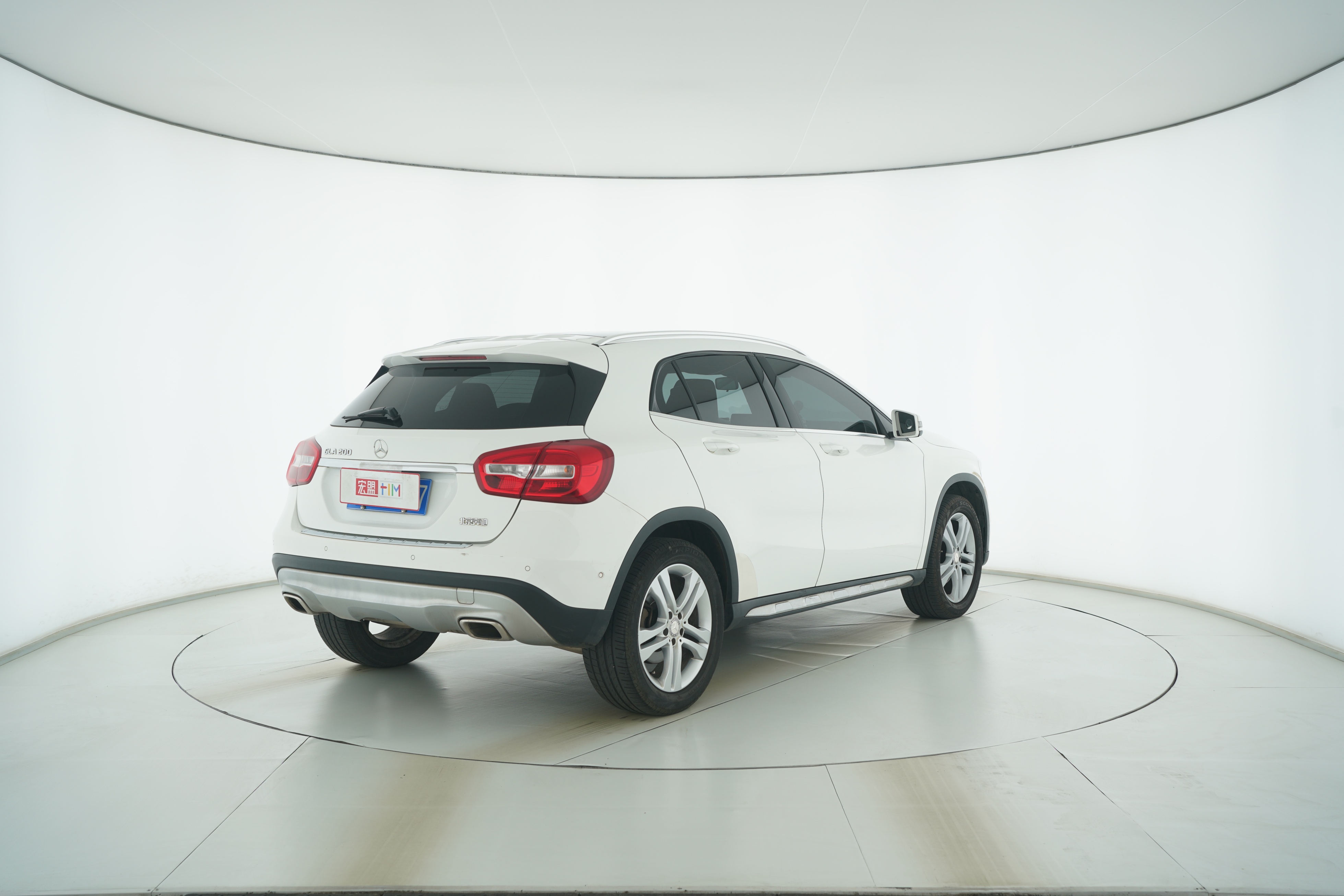 Mercedes Benz GLA 2016 — фото 4
