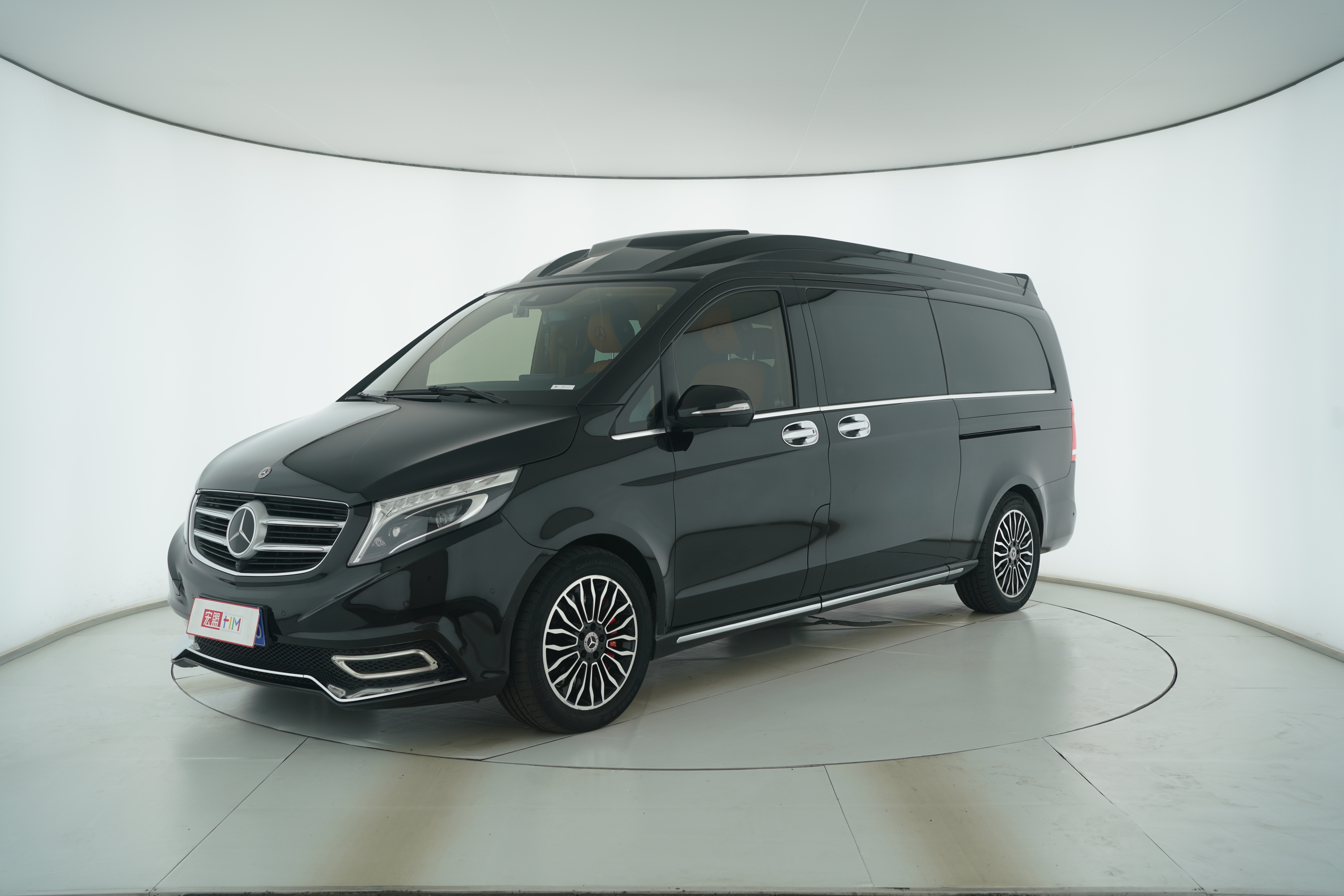 Mercedes Benz V-Class 2018 — фото 1