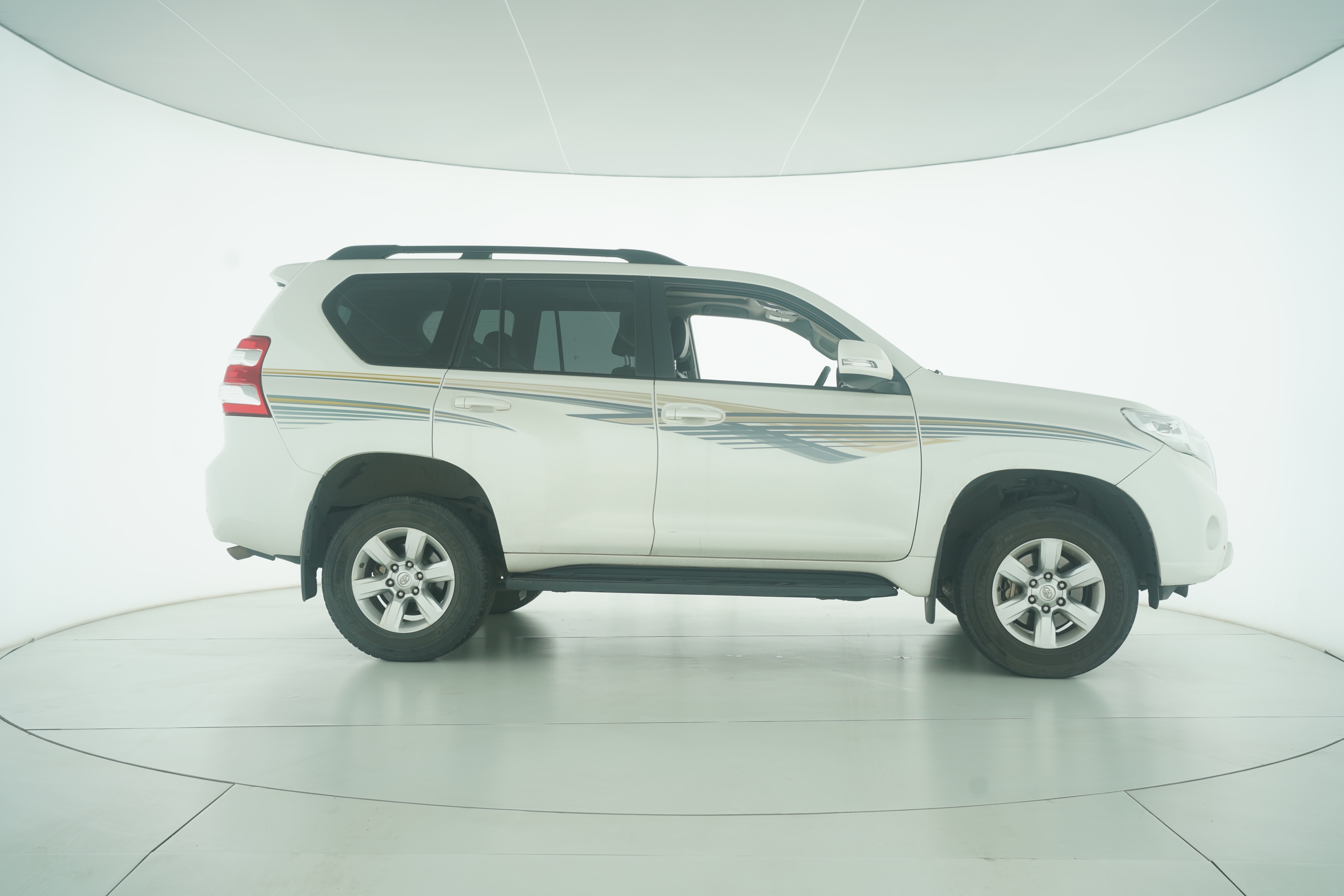 Toyota Prado 2015 — фото 8