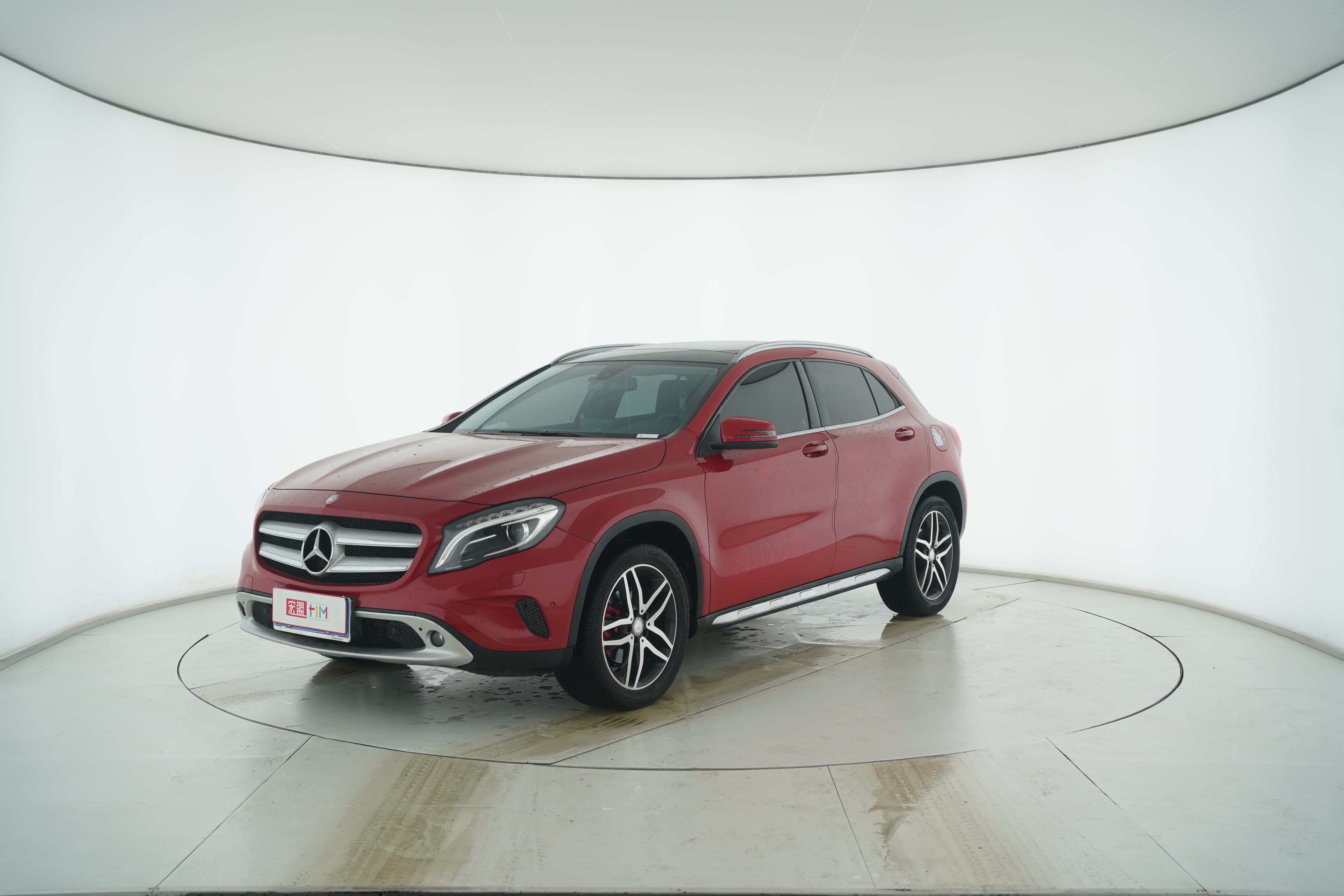 Mercedes Benz GLA 2016 — фото 1