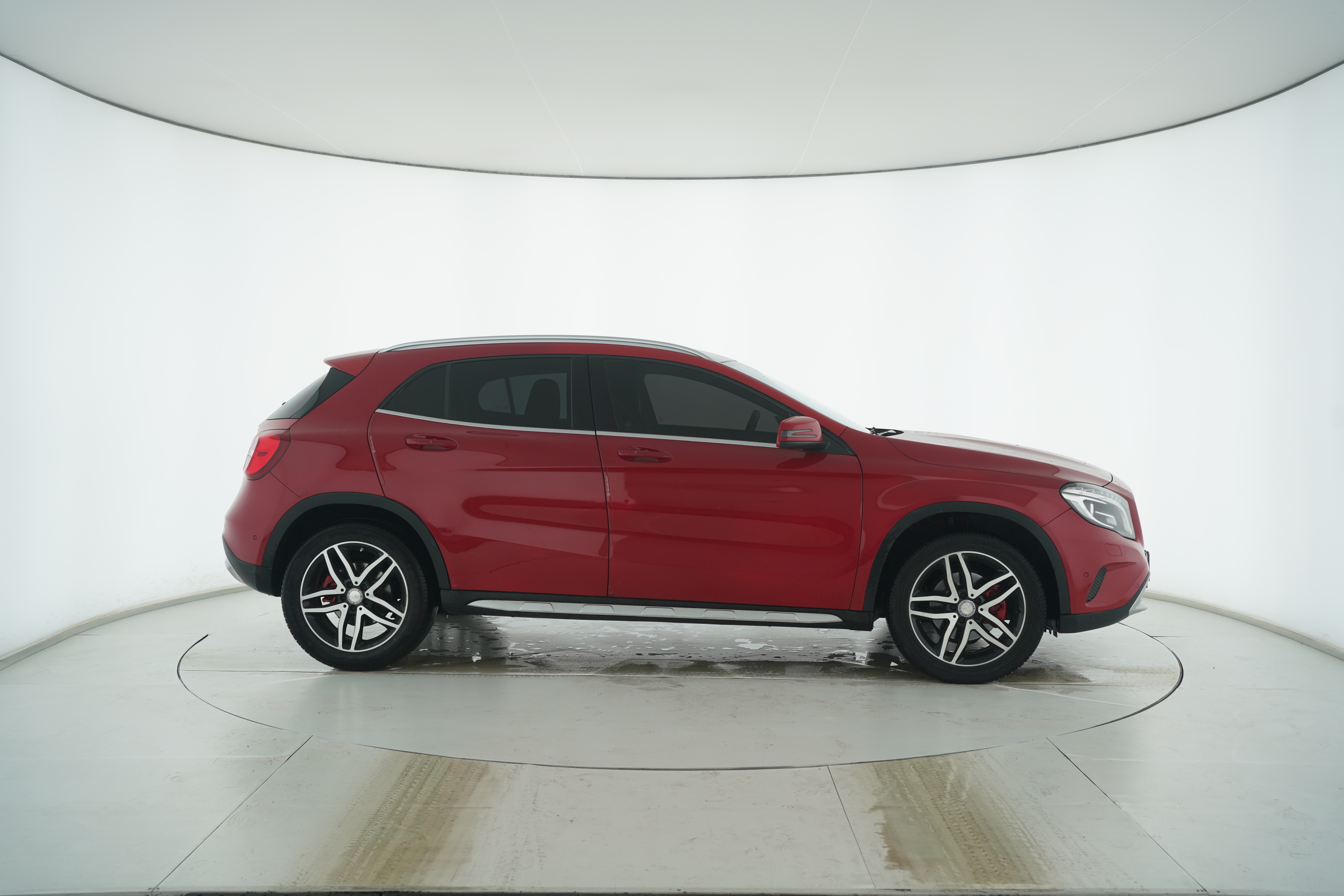 Mercedes Benz GLA 2016 — фото 8
