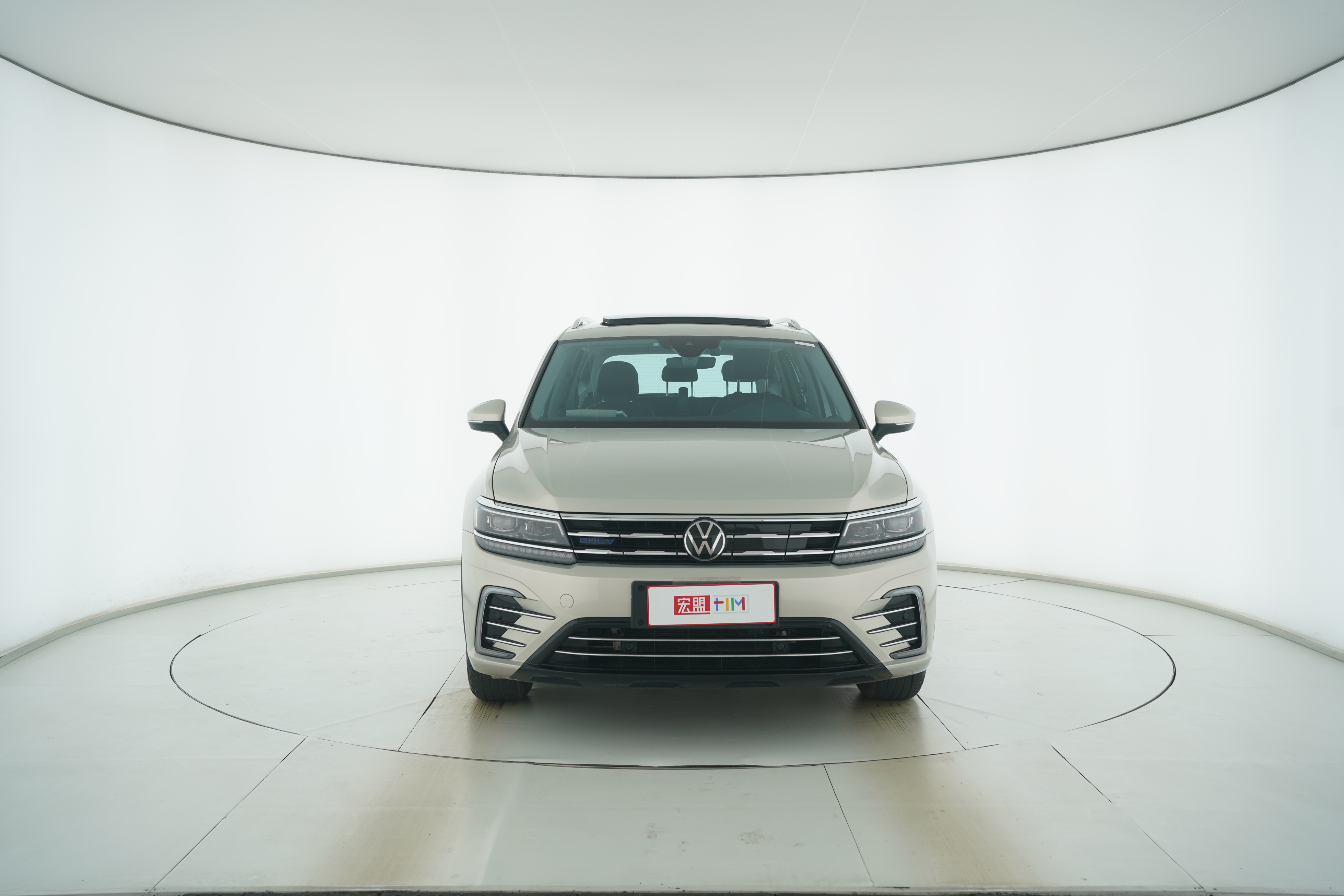 Volkswagen Tiguan L Plug-in Hybrid 2021 — фото 5