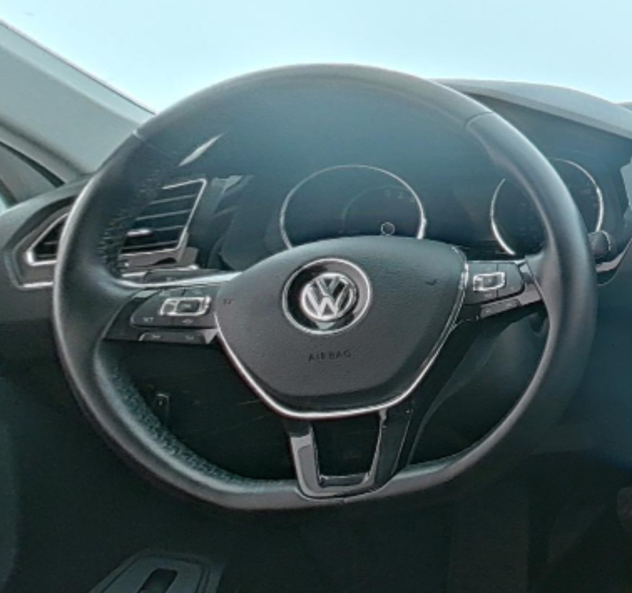Volkswagen Tiguan L Plug-in Hybrid 2019 — фото 10