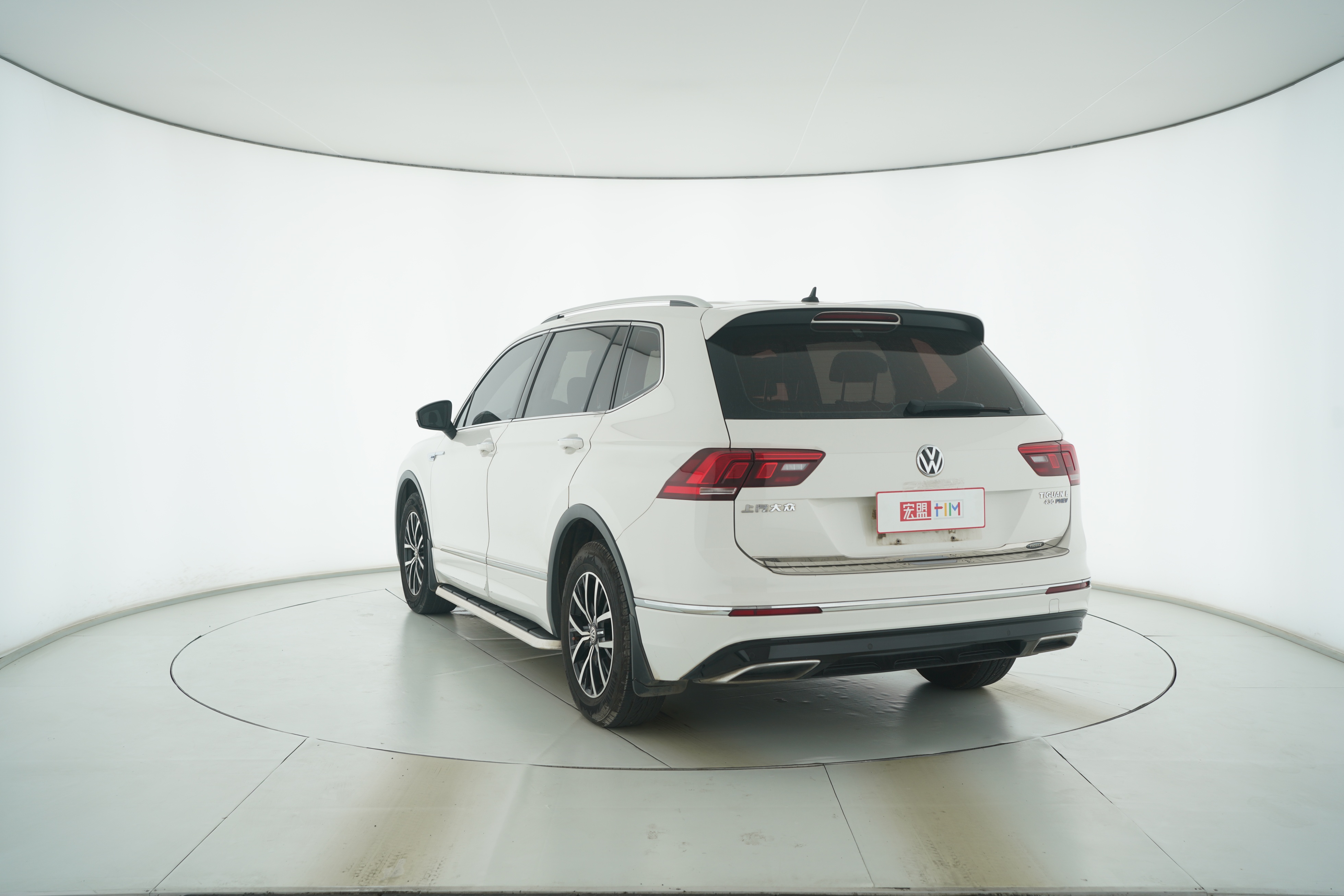 Volkswagen Tiguan L Plug-in Hybrid 2019 — фото 3