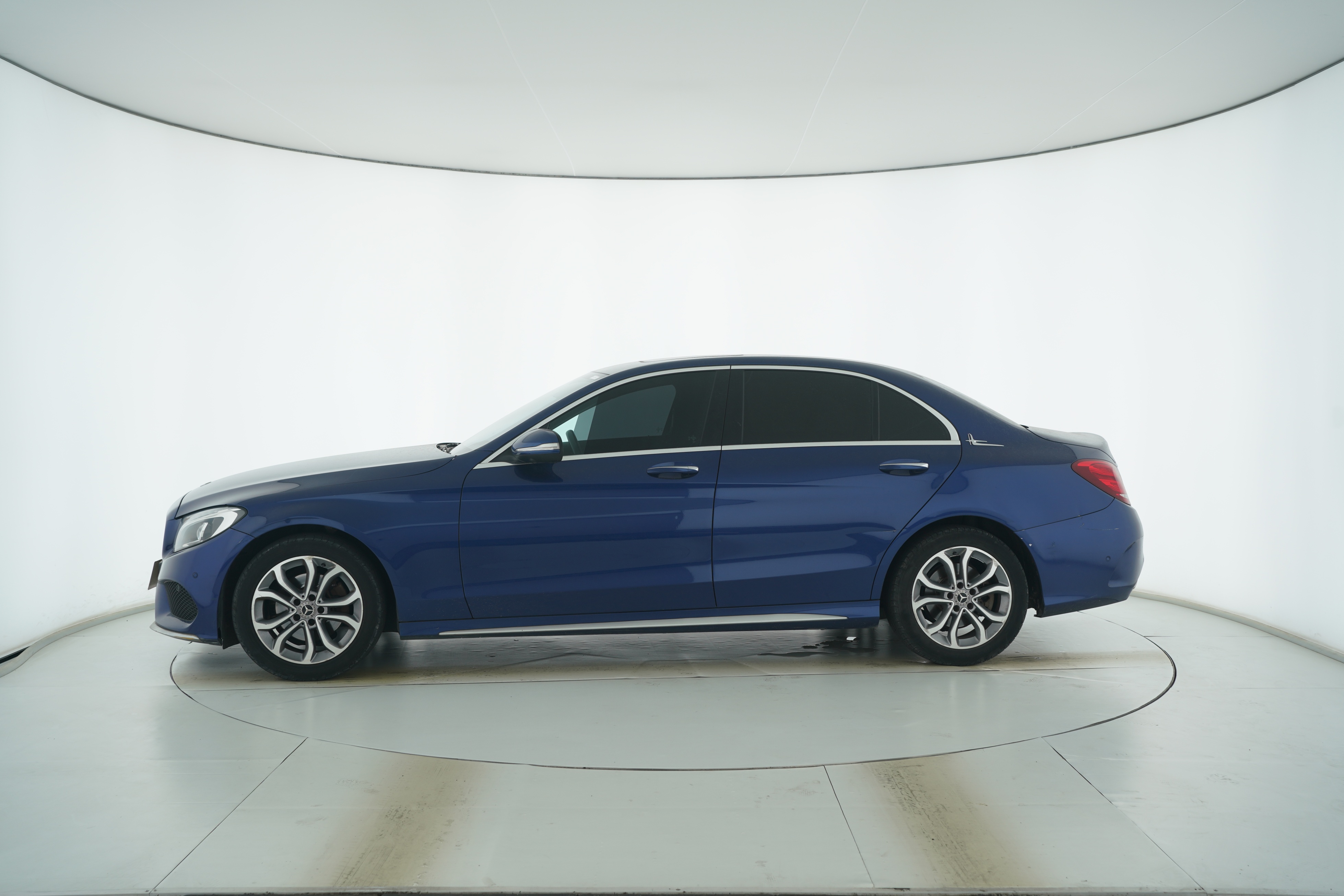Mercedes Benz C-Class 2017 — фото 7