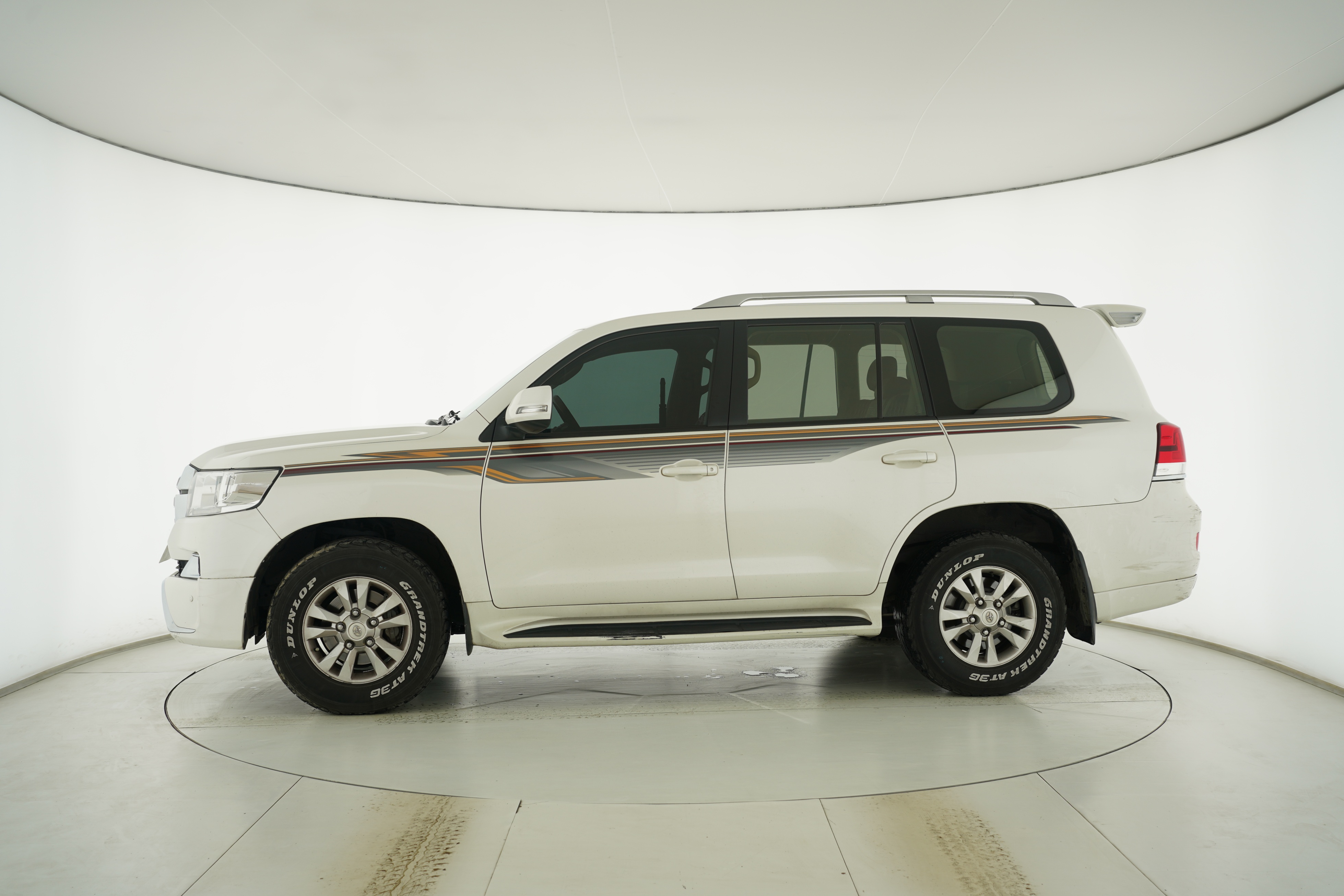 Toyota Land Cruiser (Imported) 2016 — фото 7