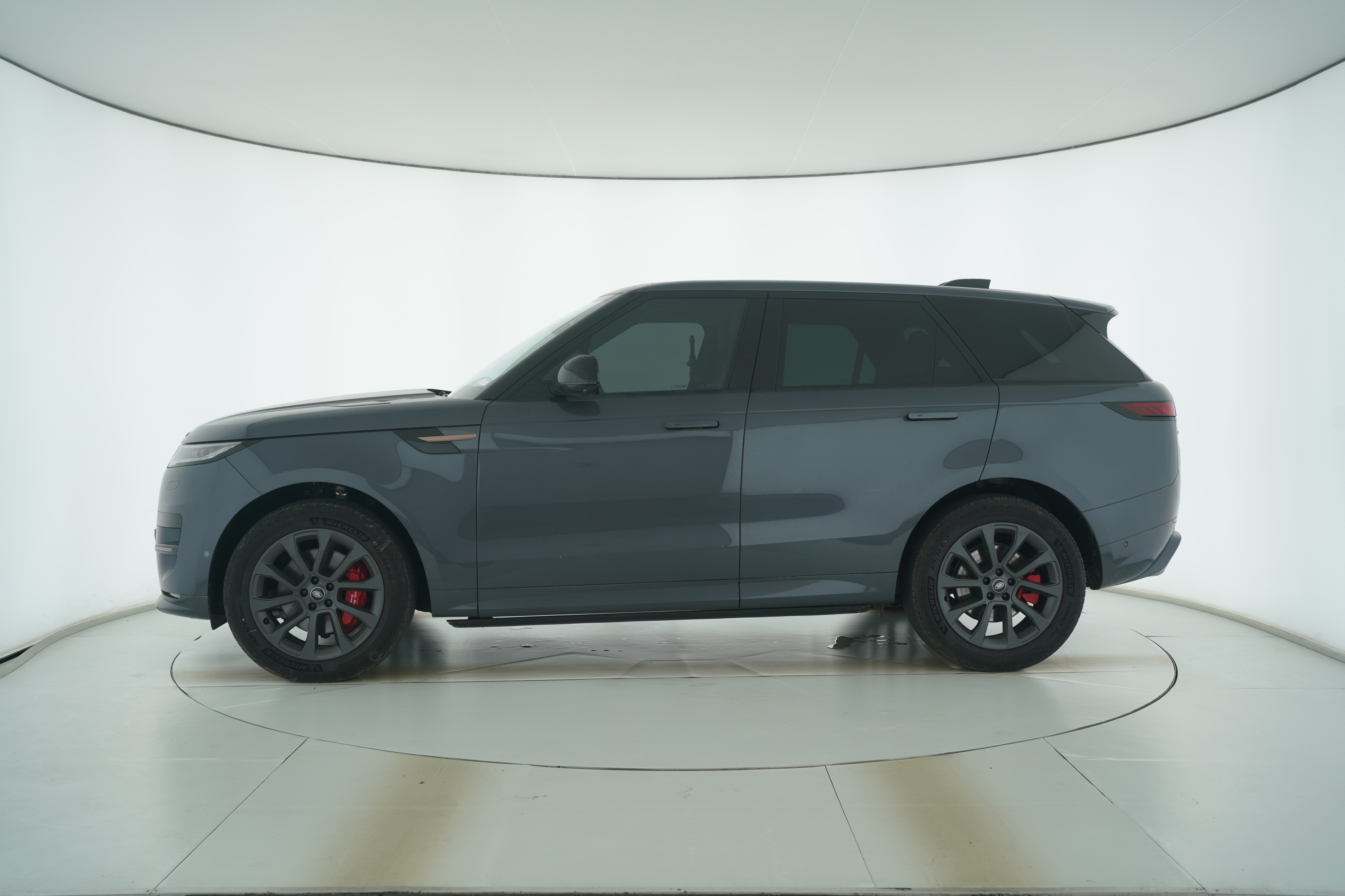 Land Rover Range Rover Sport 2024 — фото 7