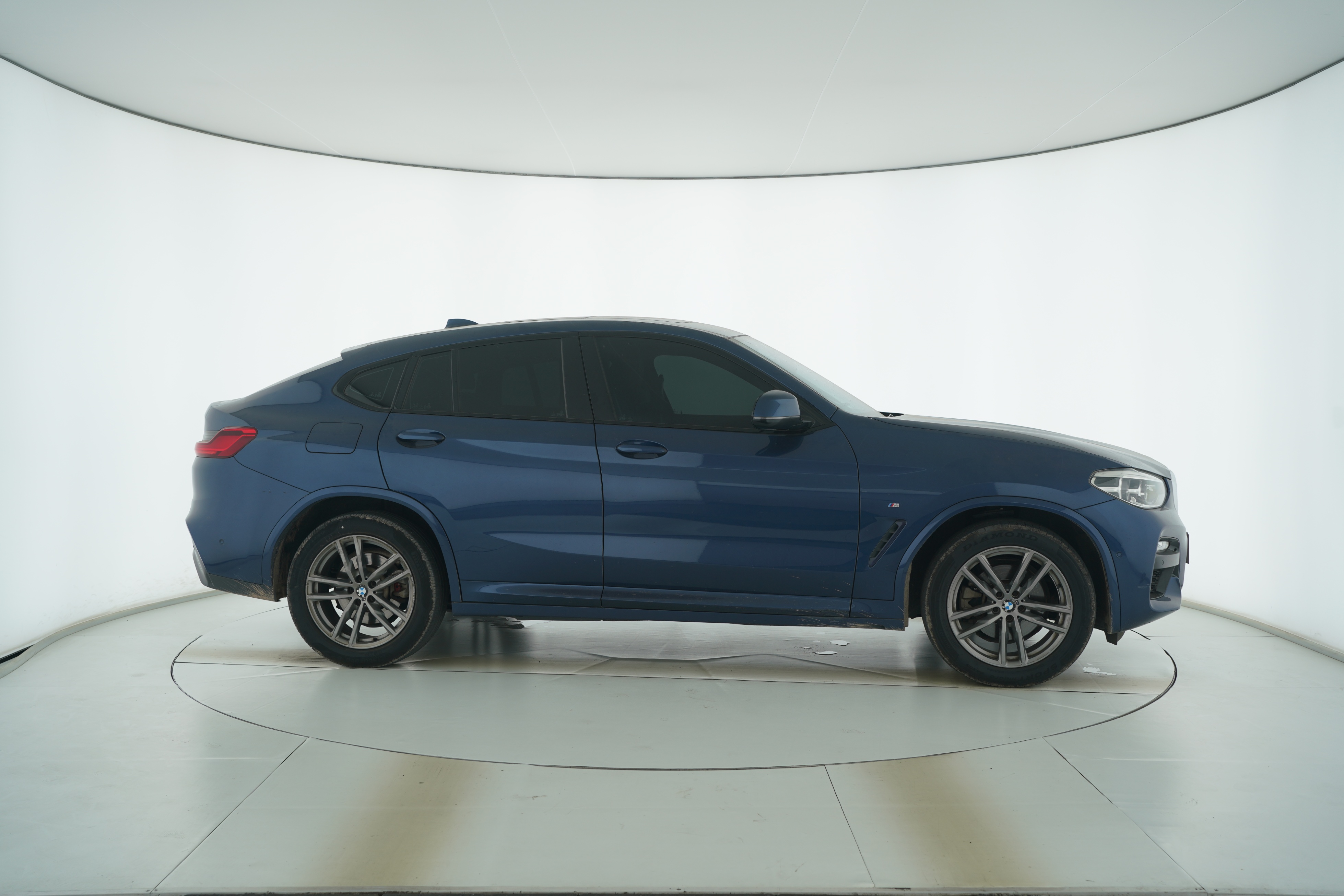 BMW X4 2018 — фото 8