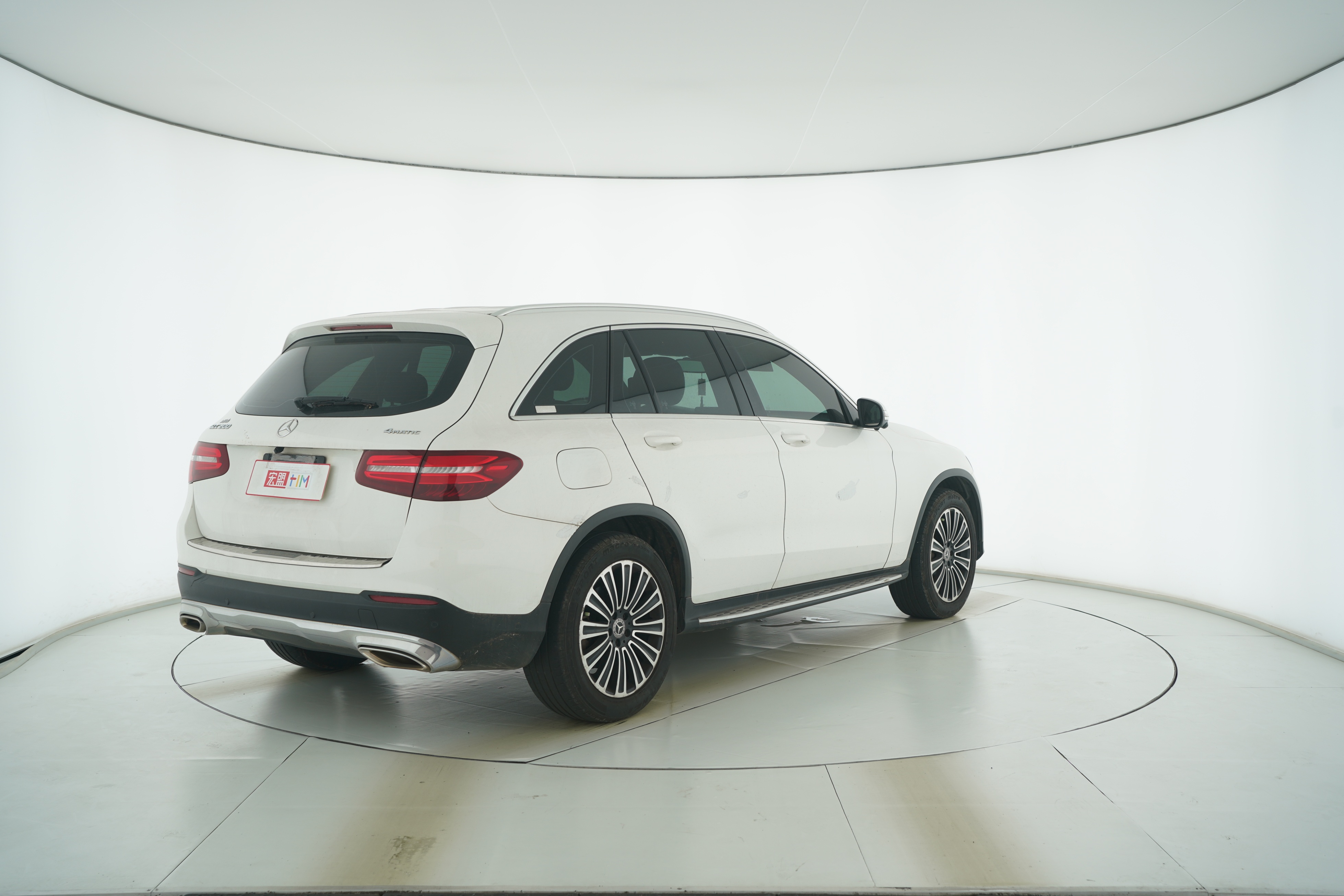Mercedes Benz GLC 2018 — фото 4