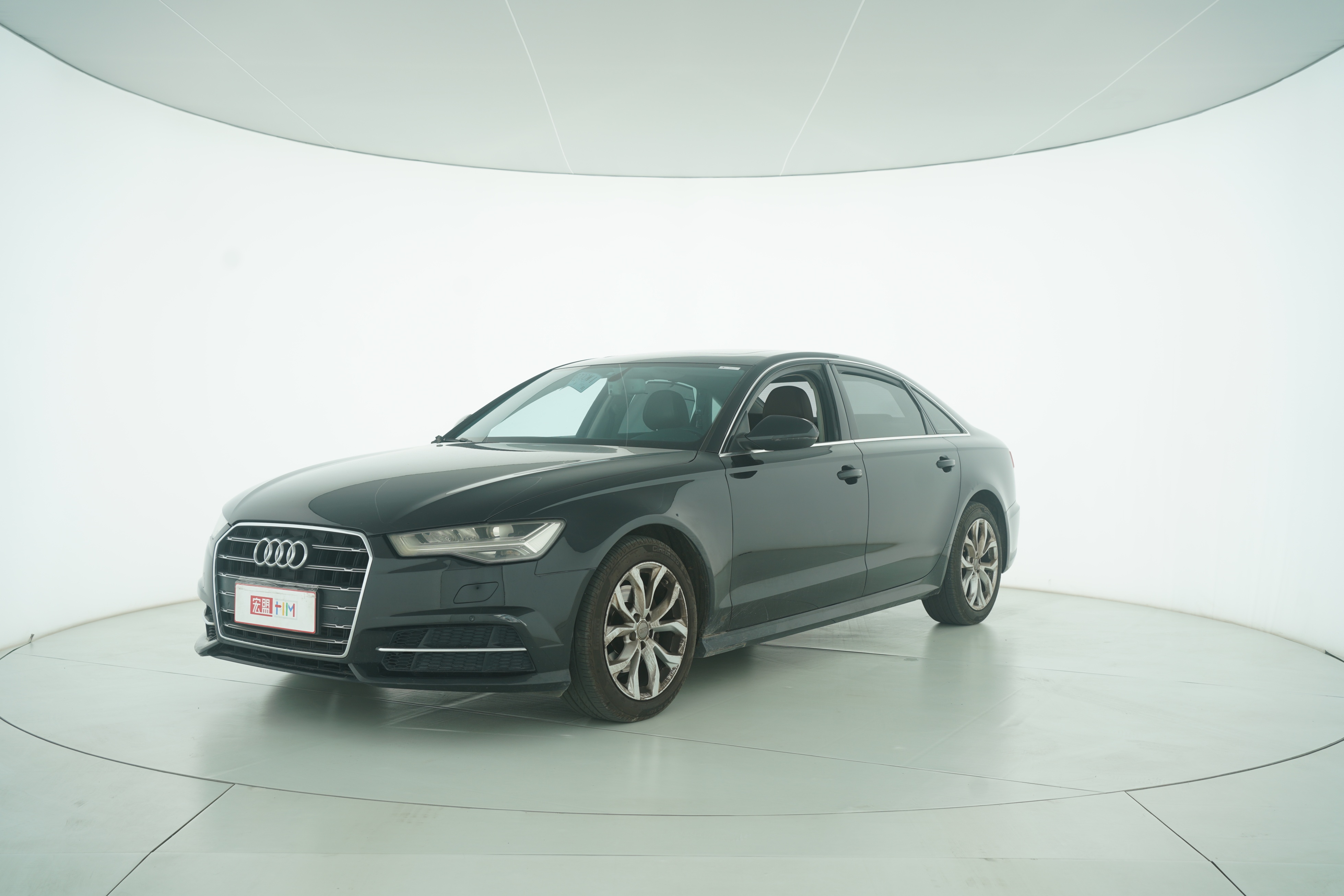 Audi A6L 2018 — фото 1