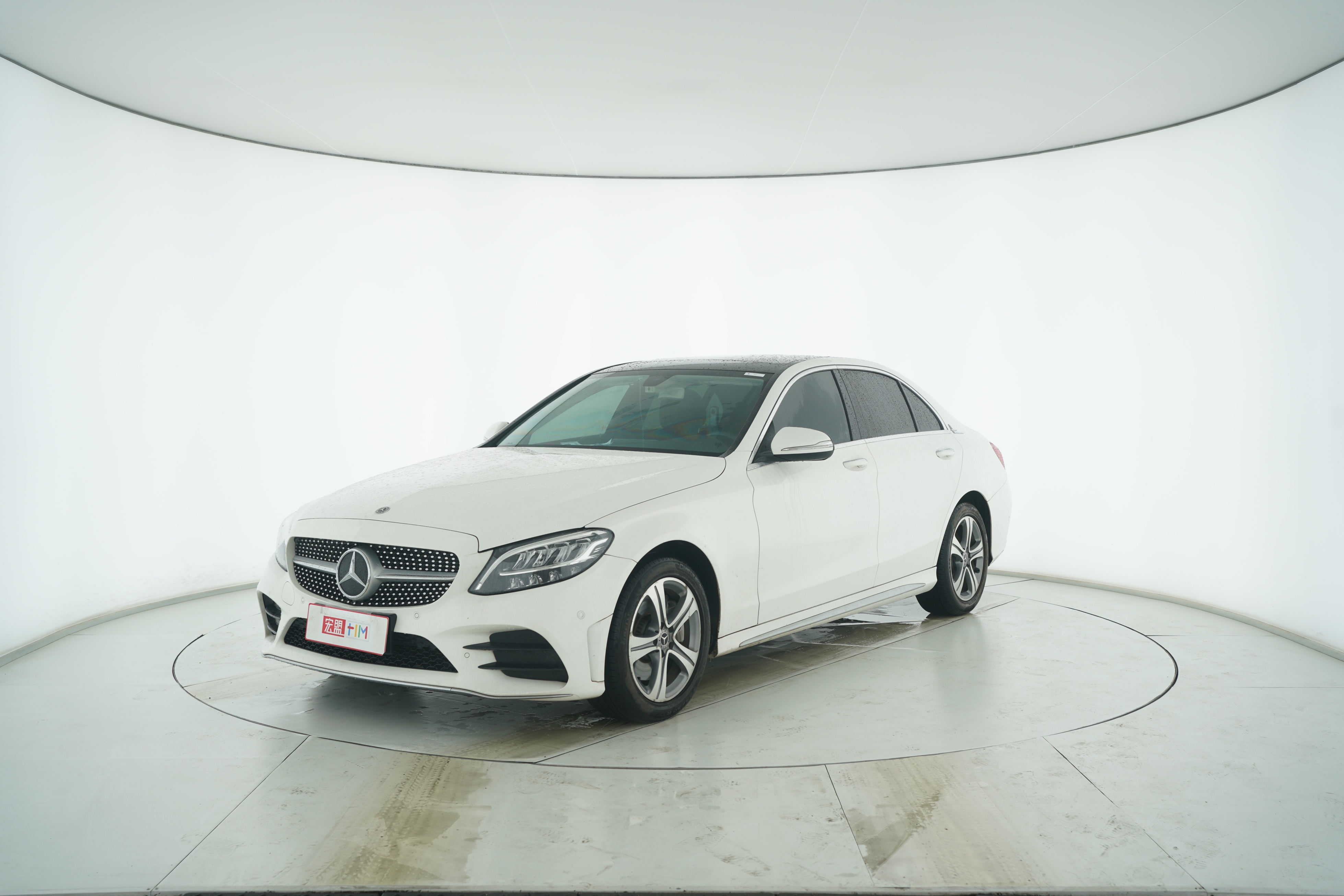 Mercedes Benz C-Class 2019 — фото 1