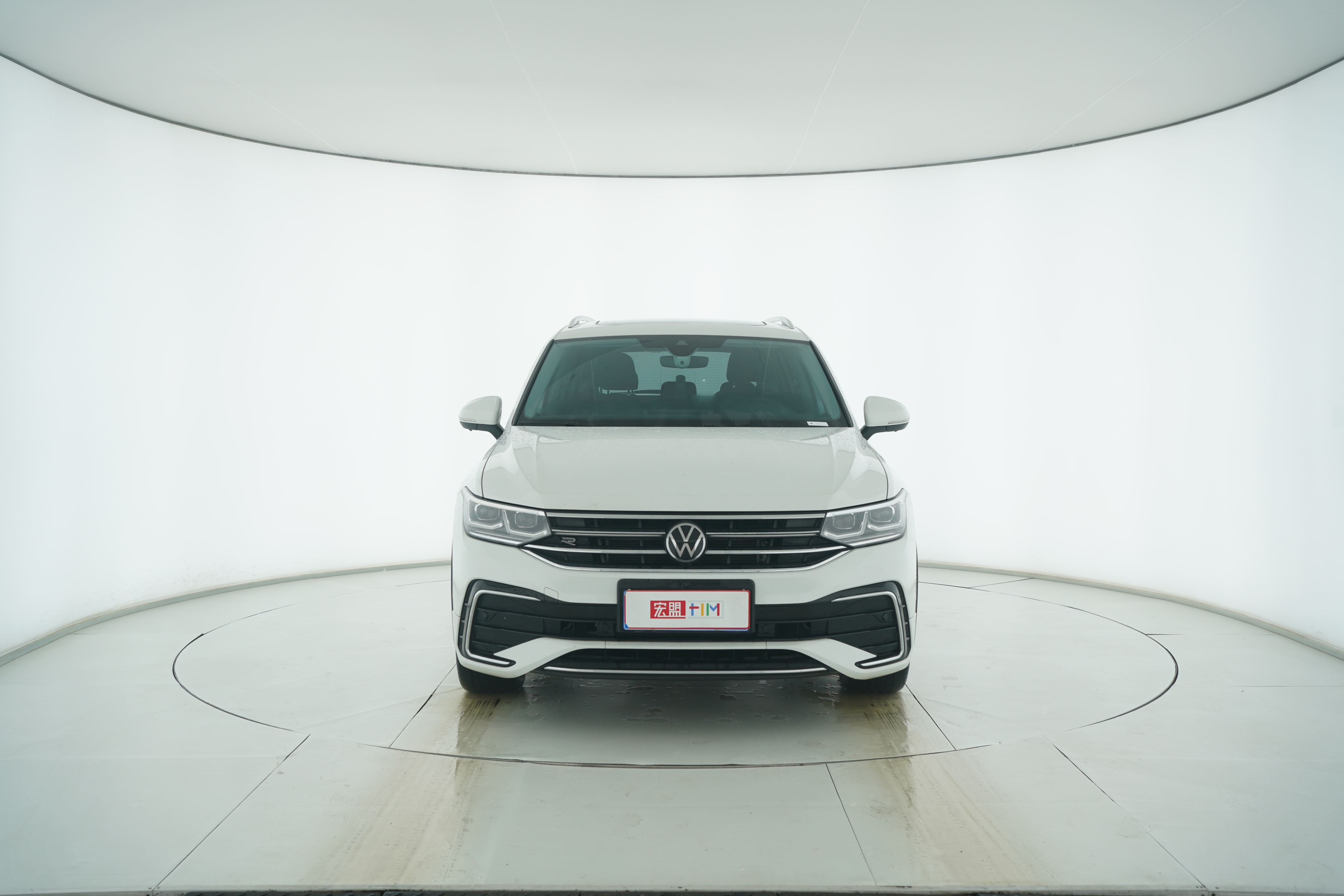 Volkswagen Tiguan L 2023 — фото 5
