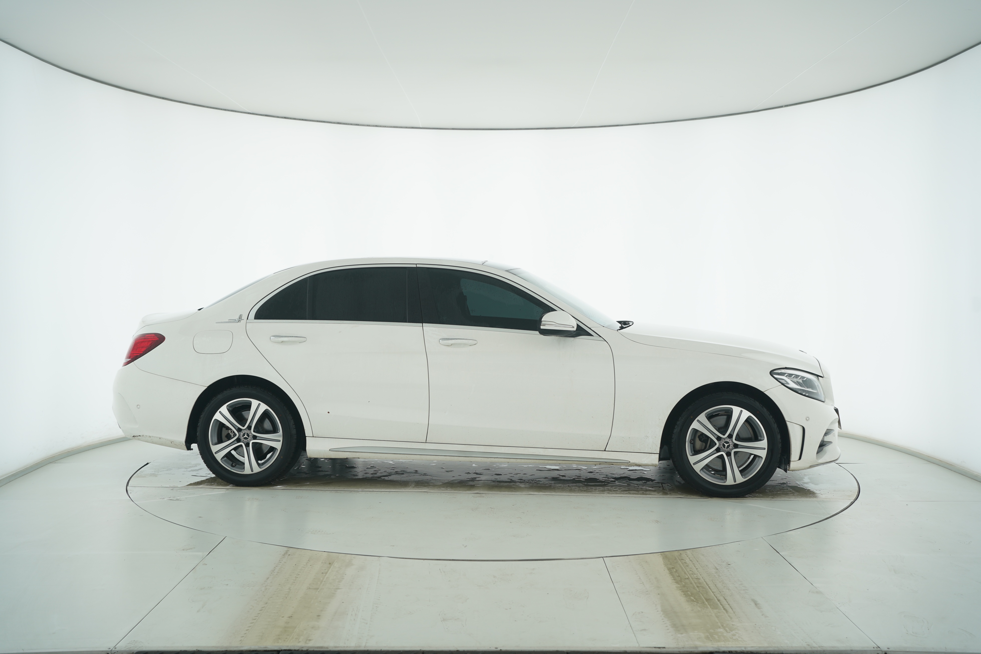 Mercedes Benz C-Class 2020 — фото 8