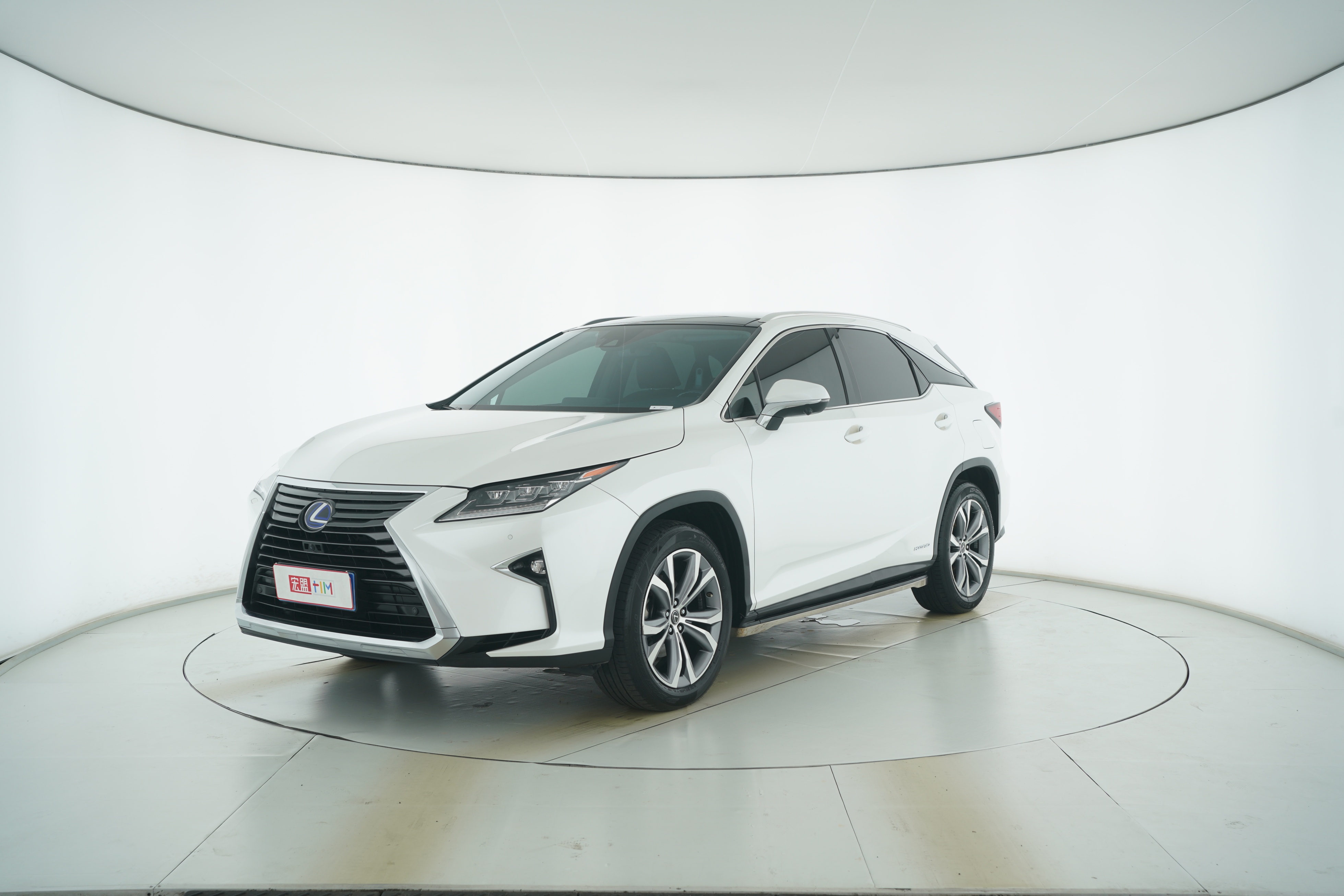 Lexus RX 2017 — фото 1