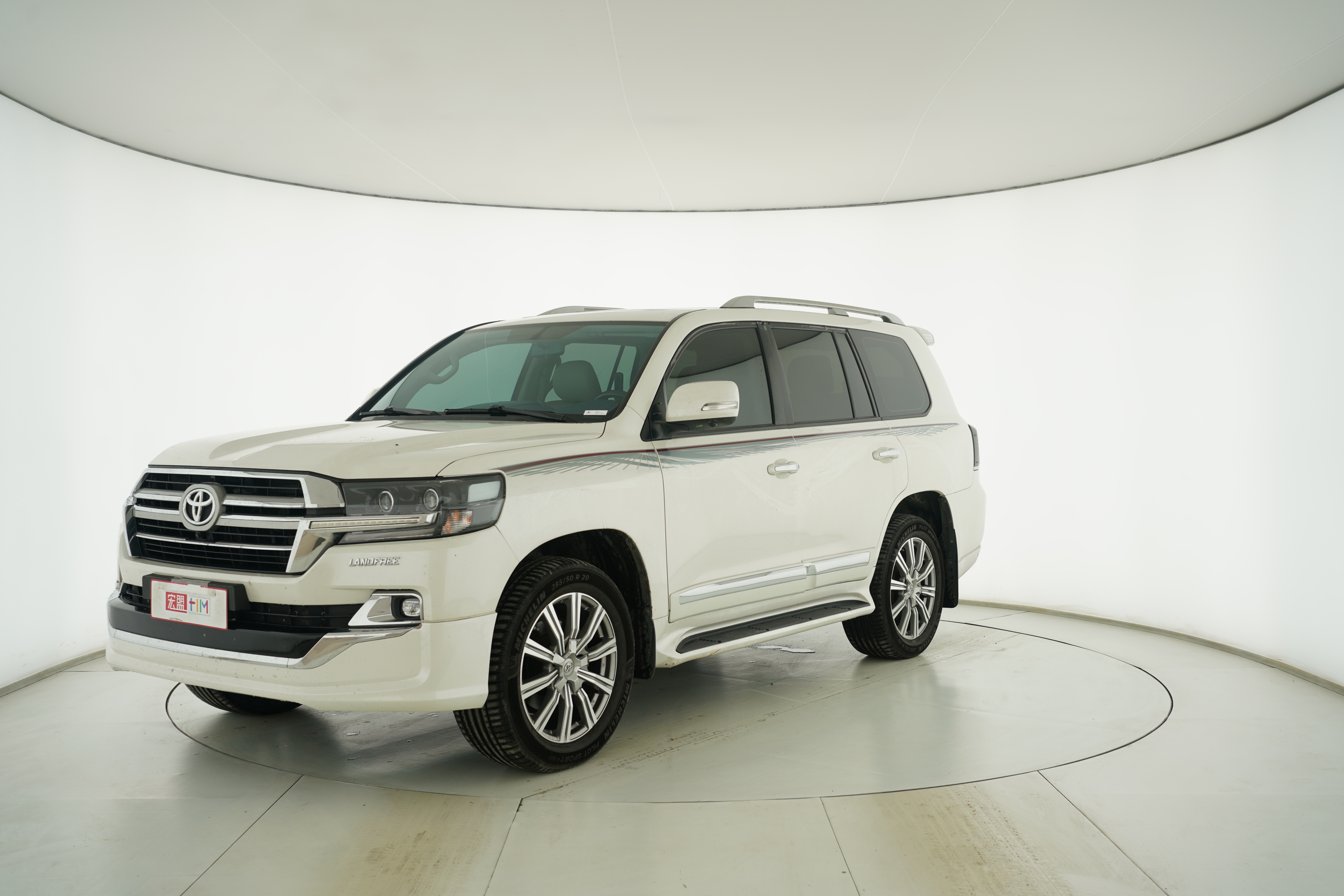 Toyota Land Cruiser (Imported) 2017 — фото 1