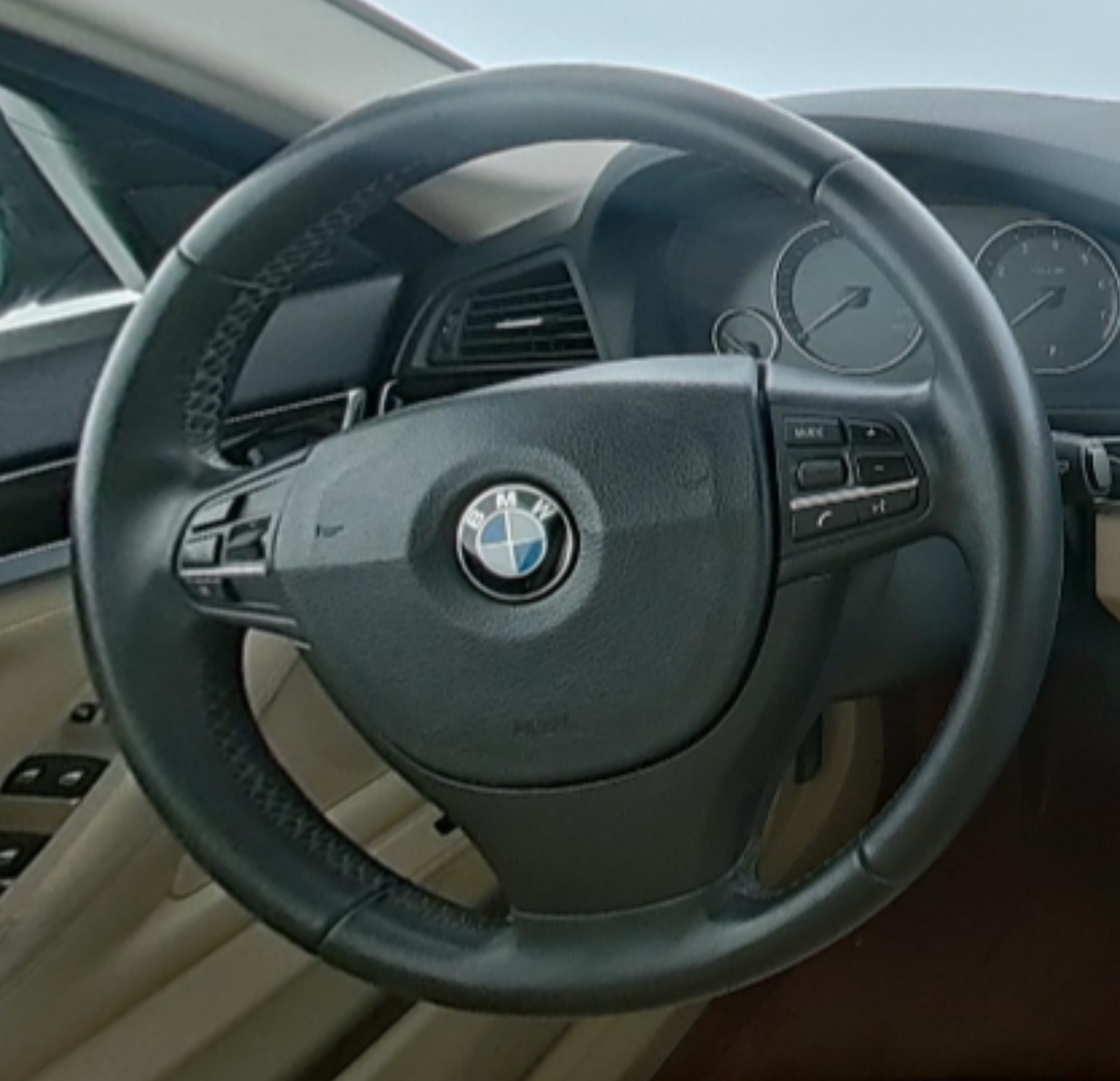 BMW 5 Series (Import) 2012 — фото 10