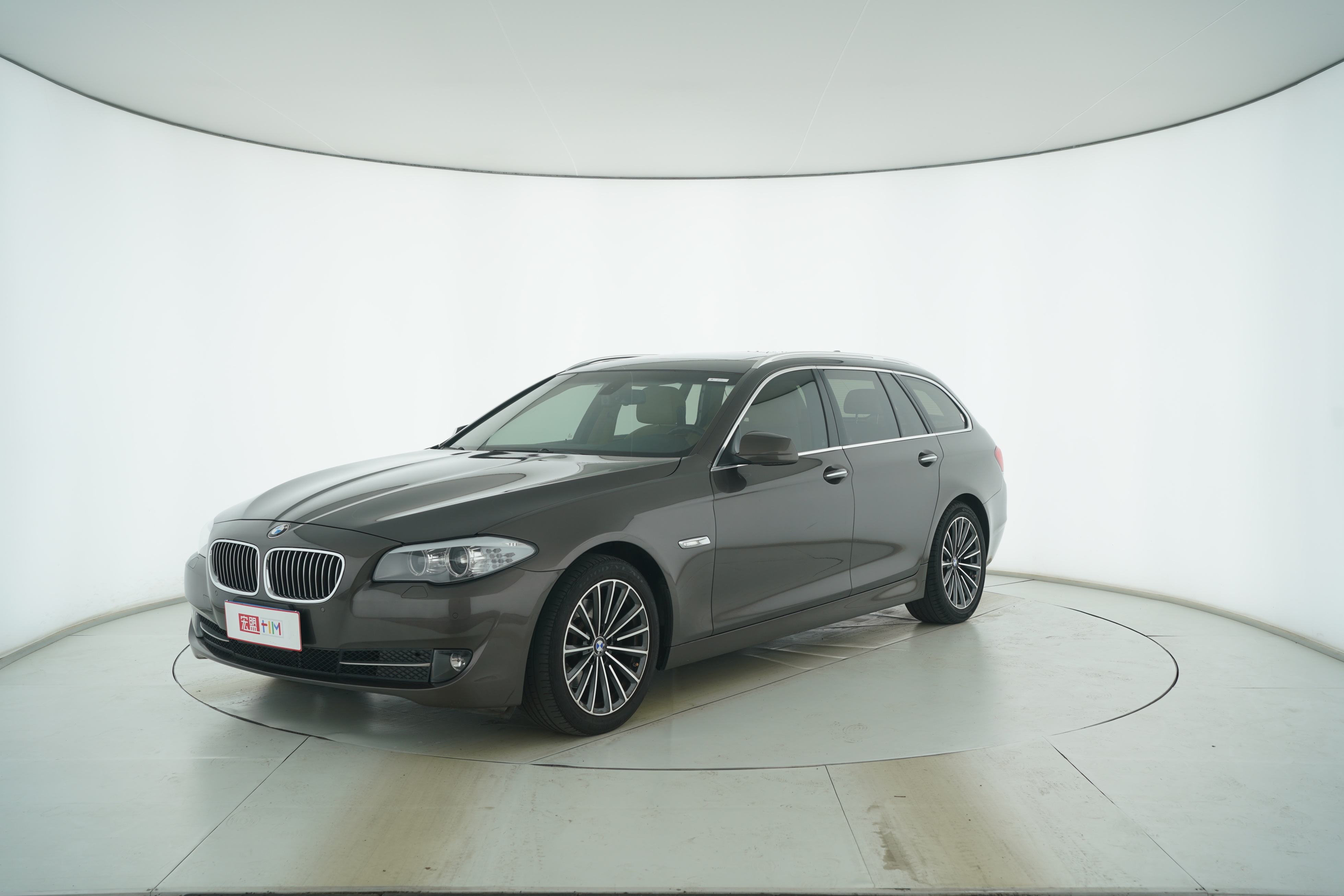 BMW 5 Series (Import) 2012 — фото 1