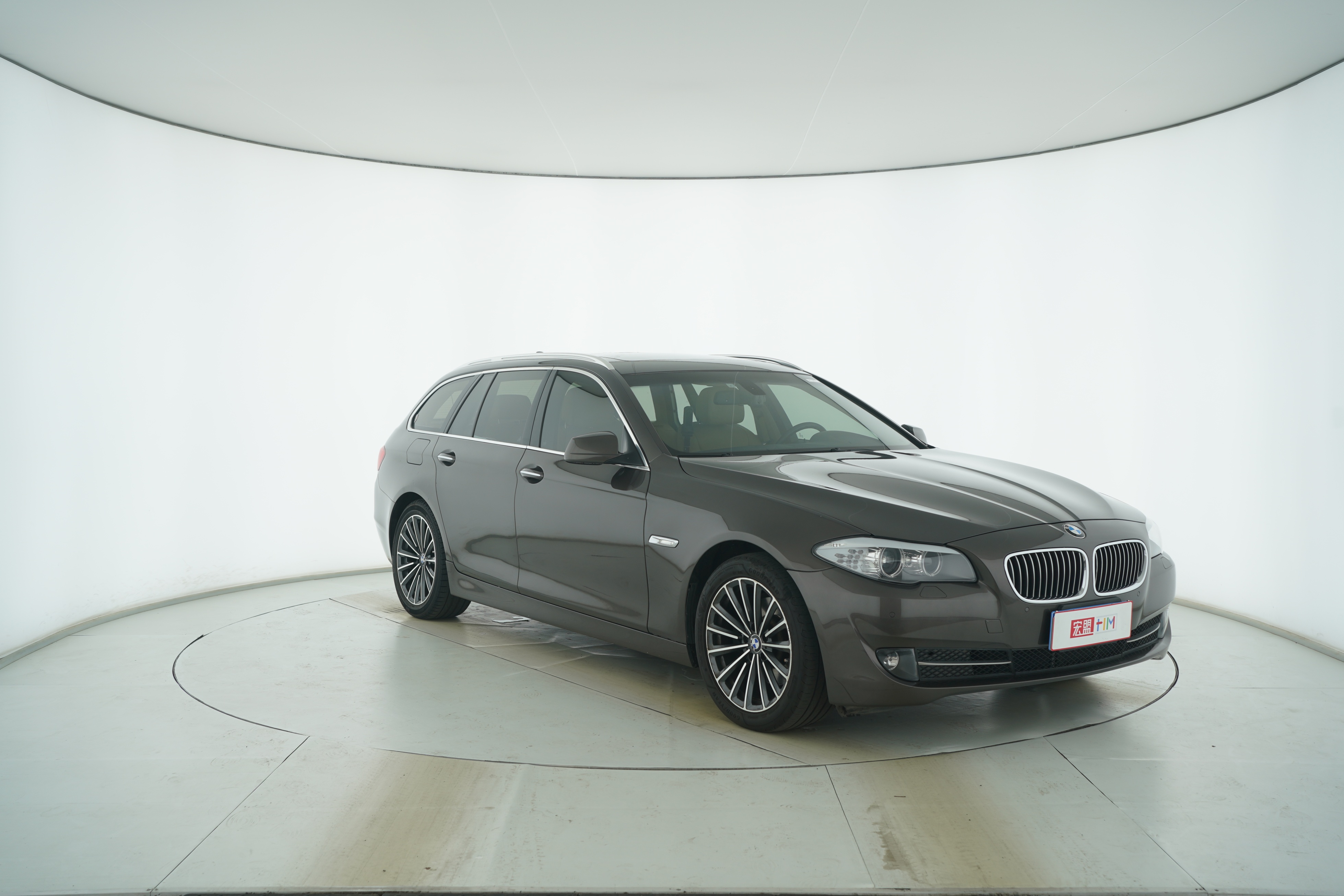 BMW 5 Series (Import) 2012 — фото 2
