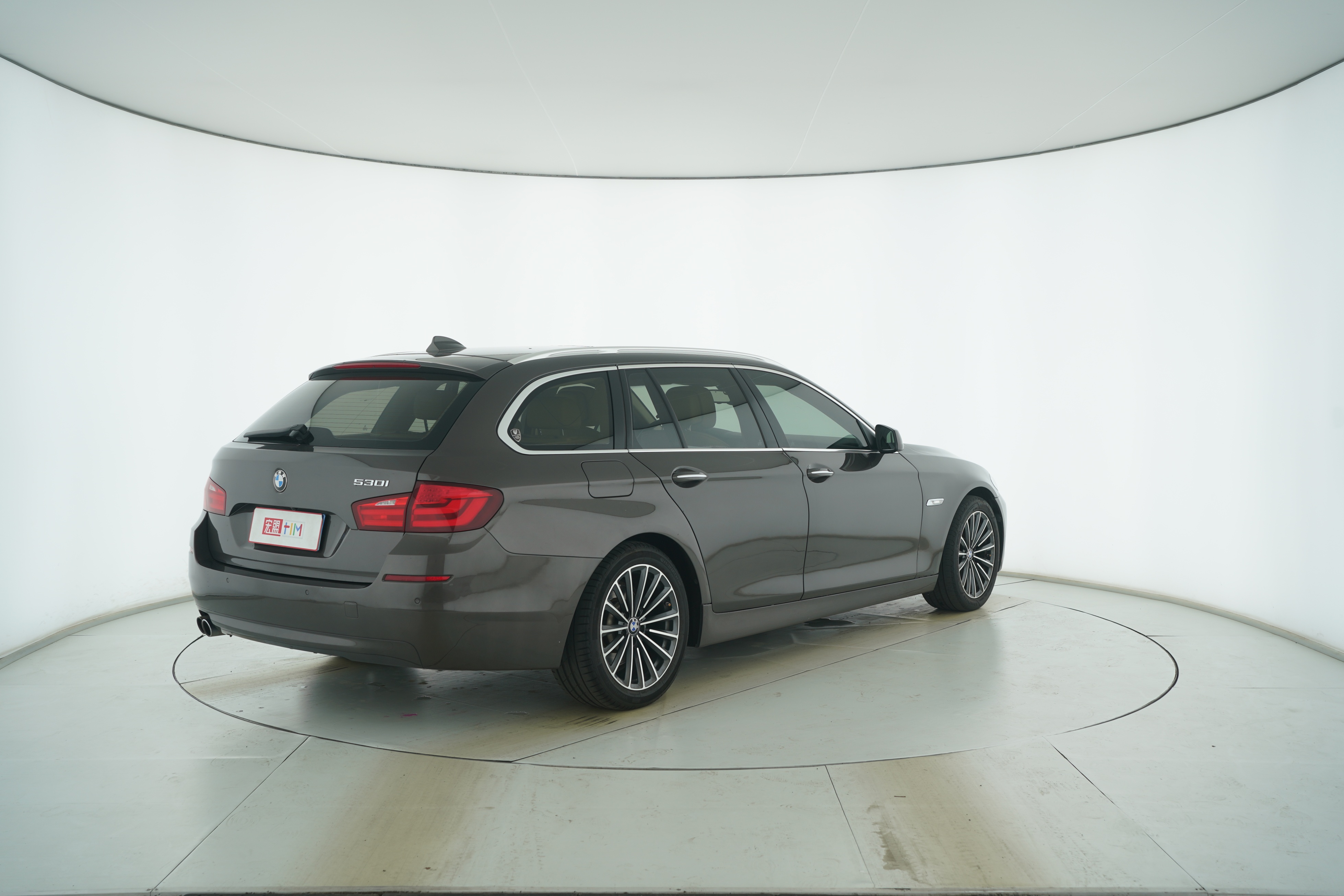 BMW 5 Series (Import) 2012 — фото 4