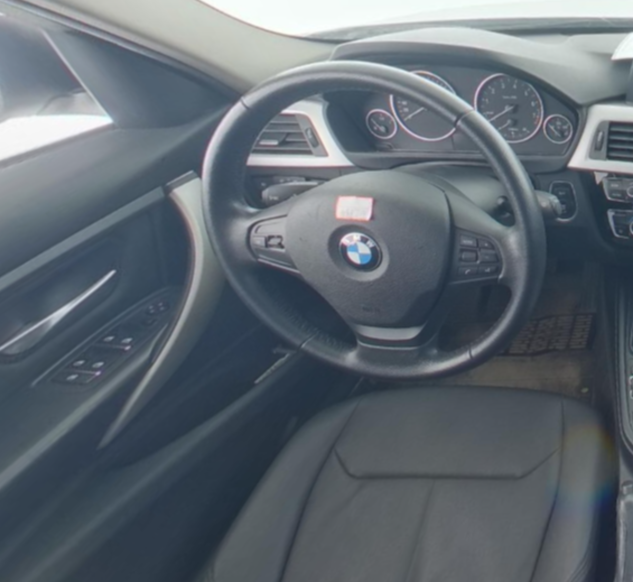 BMW 3 Series 2016 — фото 10