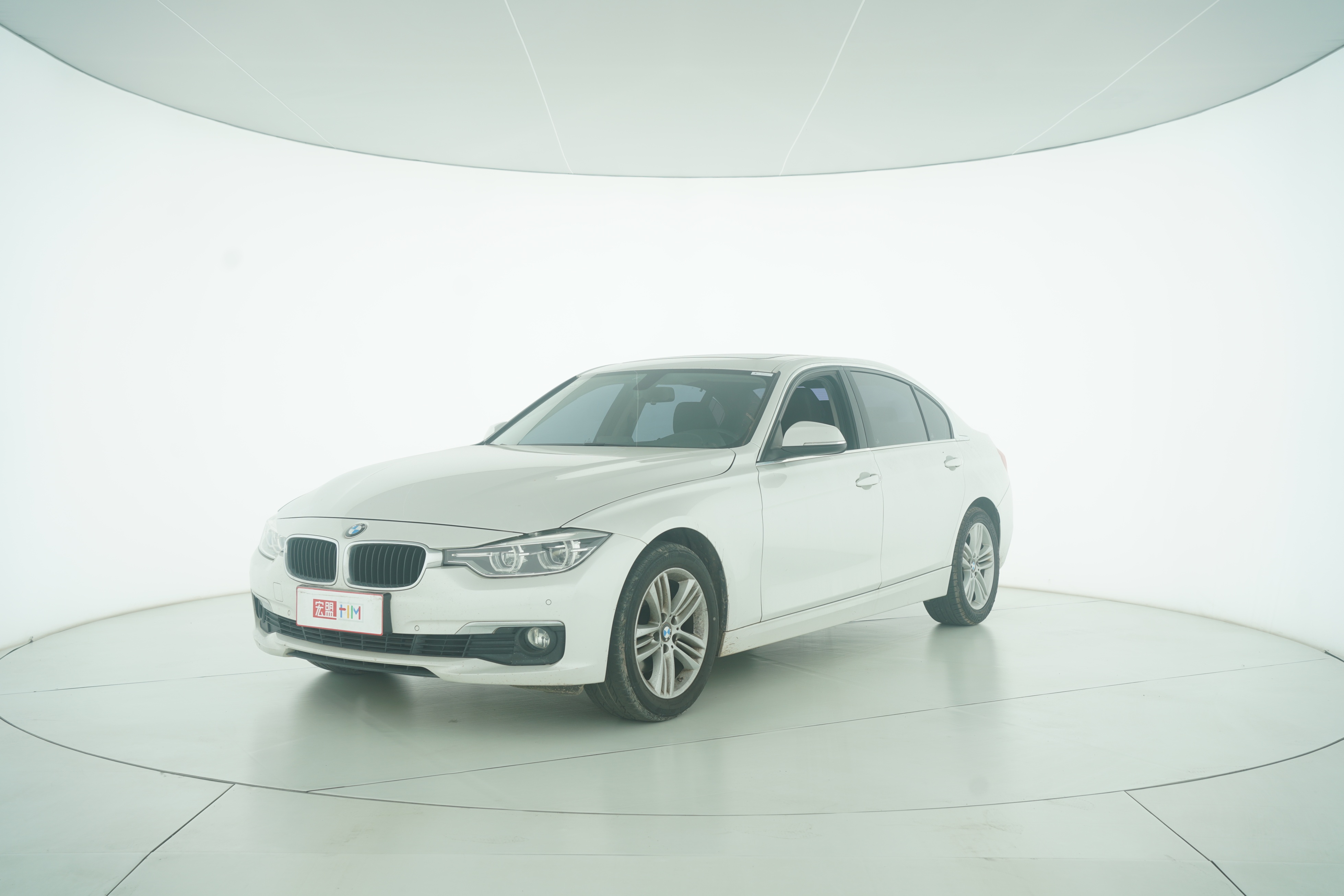 BMW 3 Series 2016 — фото 1