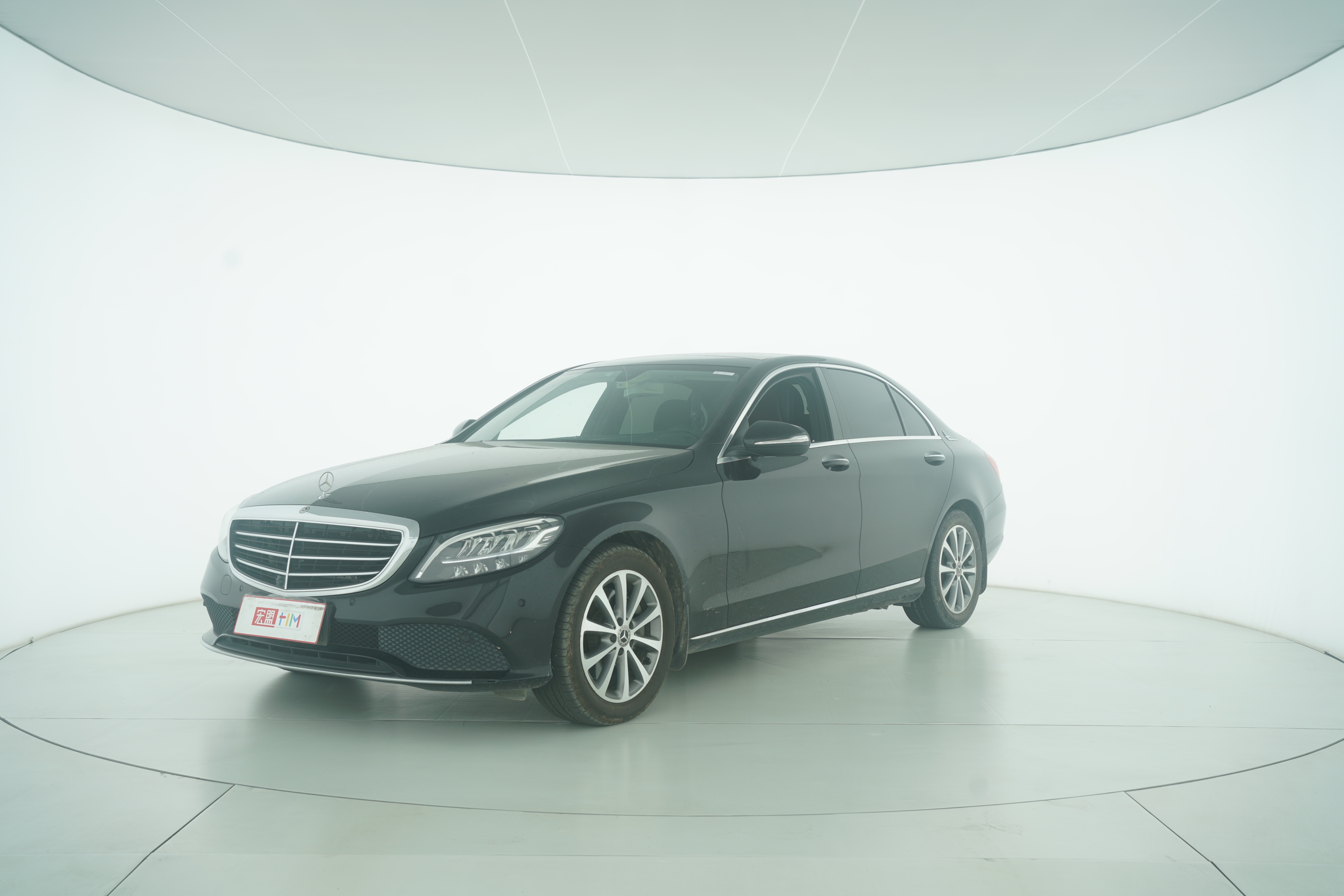 Mercedes Benz C-Class 2019 — фото 1
