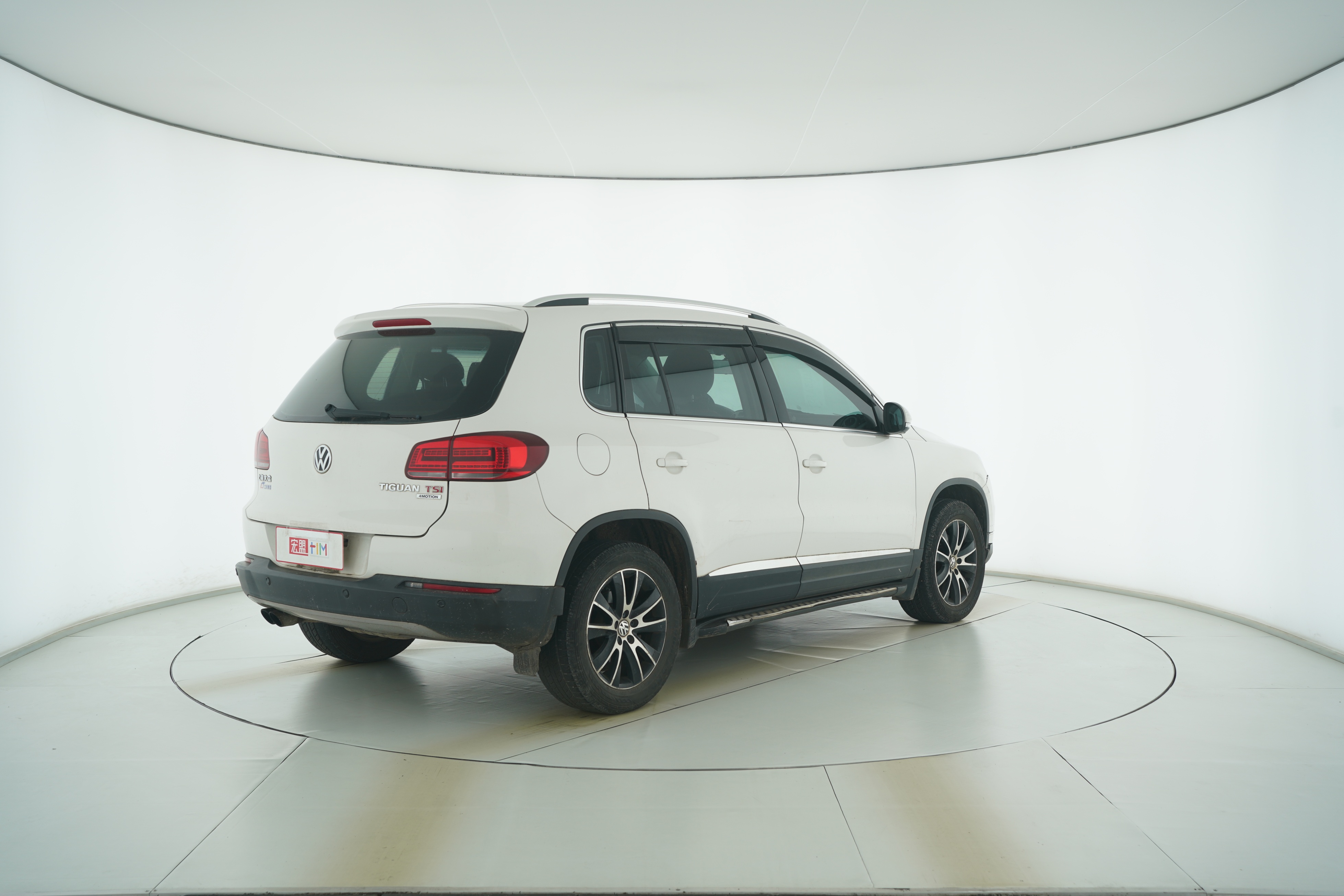 Volkswagen Tuguan 2015 — фото 4