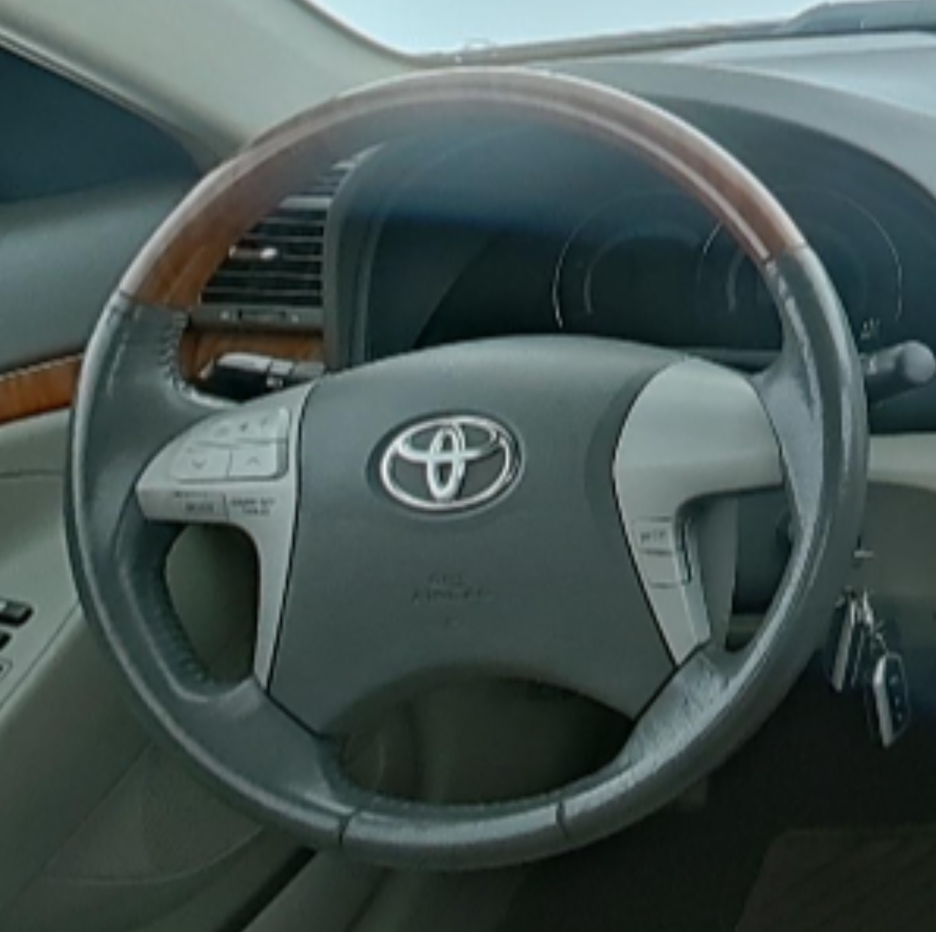Toyota Camry 2008 — фото 10