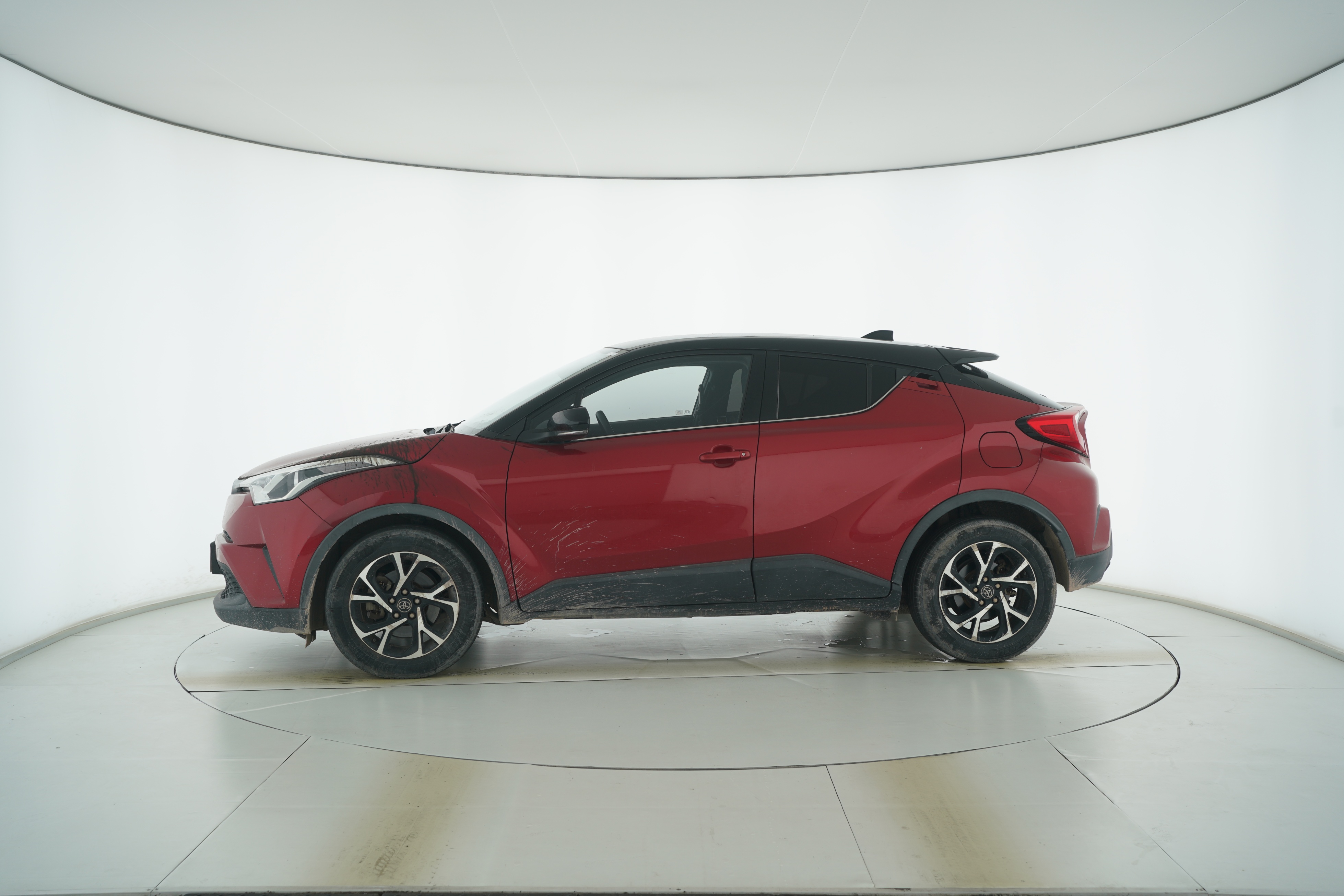 Toyota C-HR 2018 — фото 7