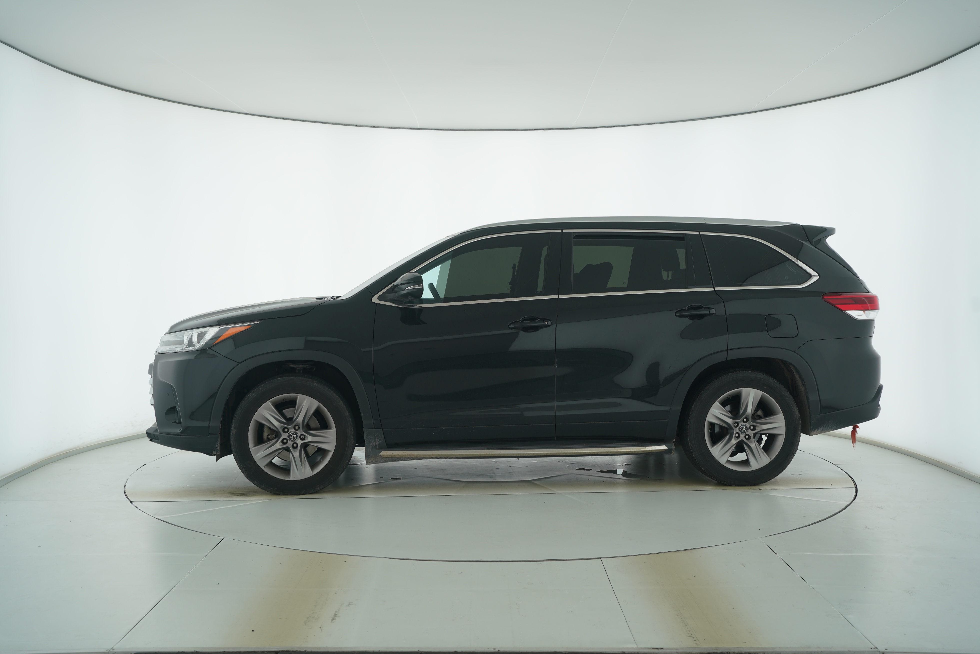 Toyota Highlander 2018 — фото 7