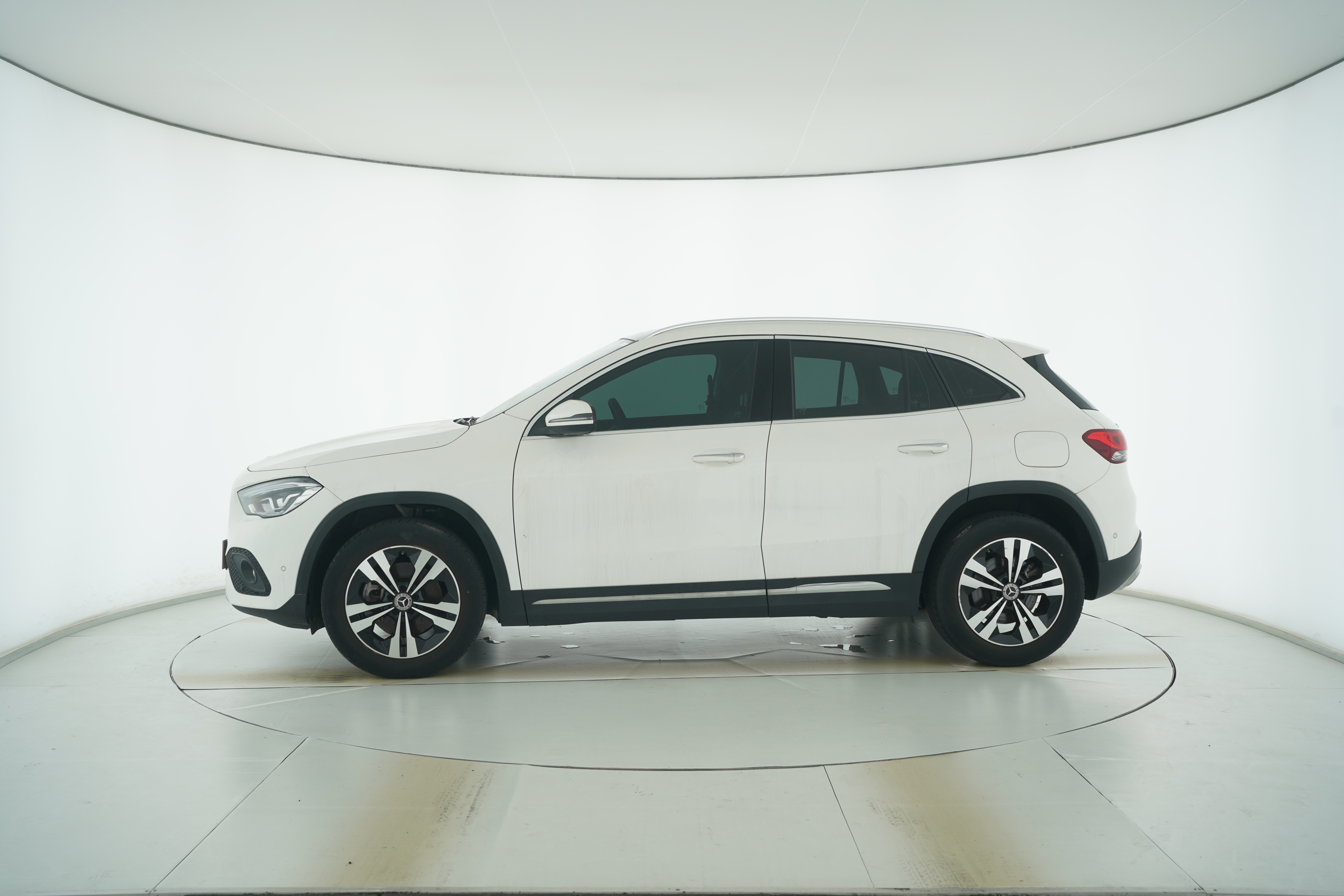 Mercedes Benz GLA 2022 — фото 7