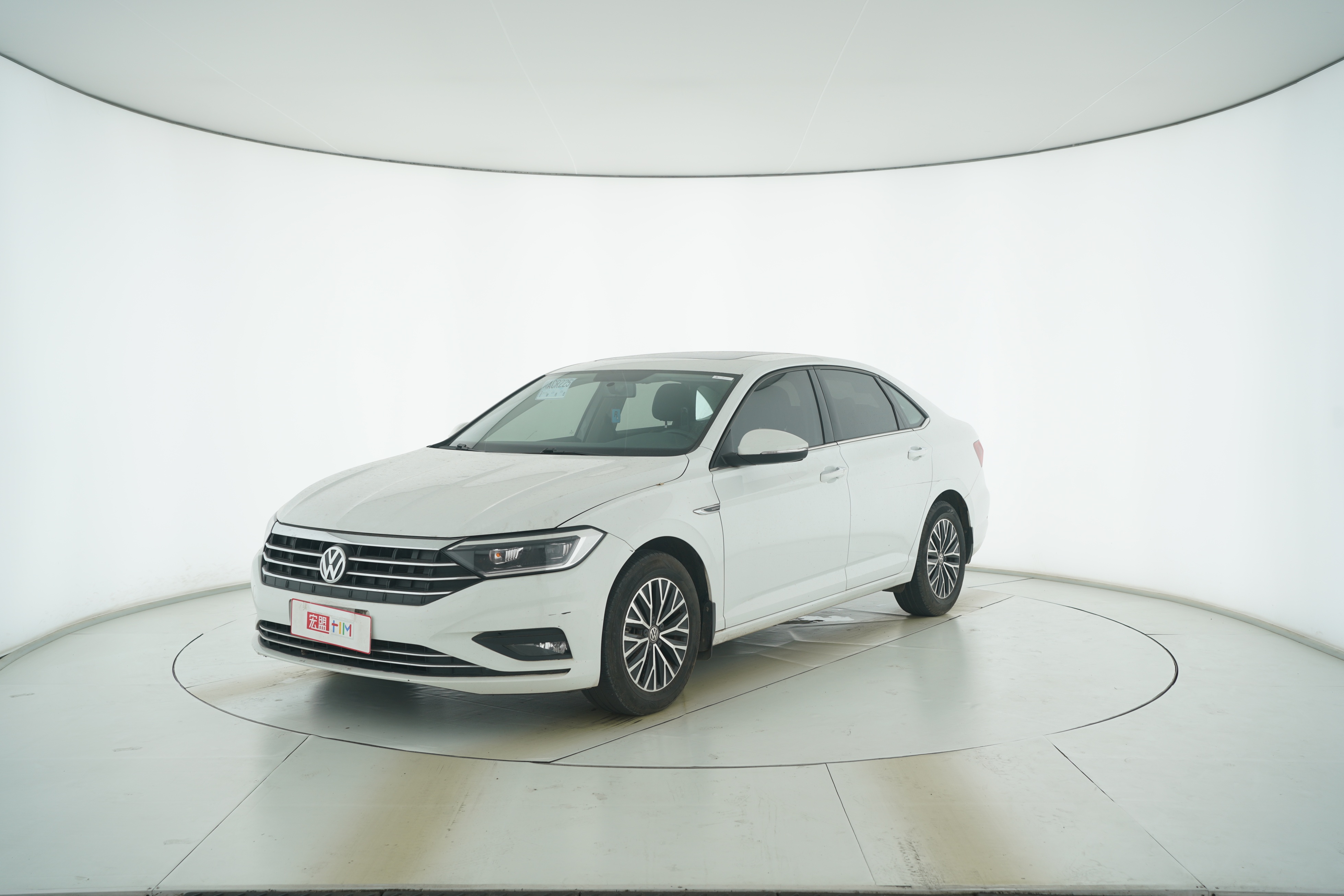 Volkswagen Jetta 2019 — фото 1