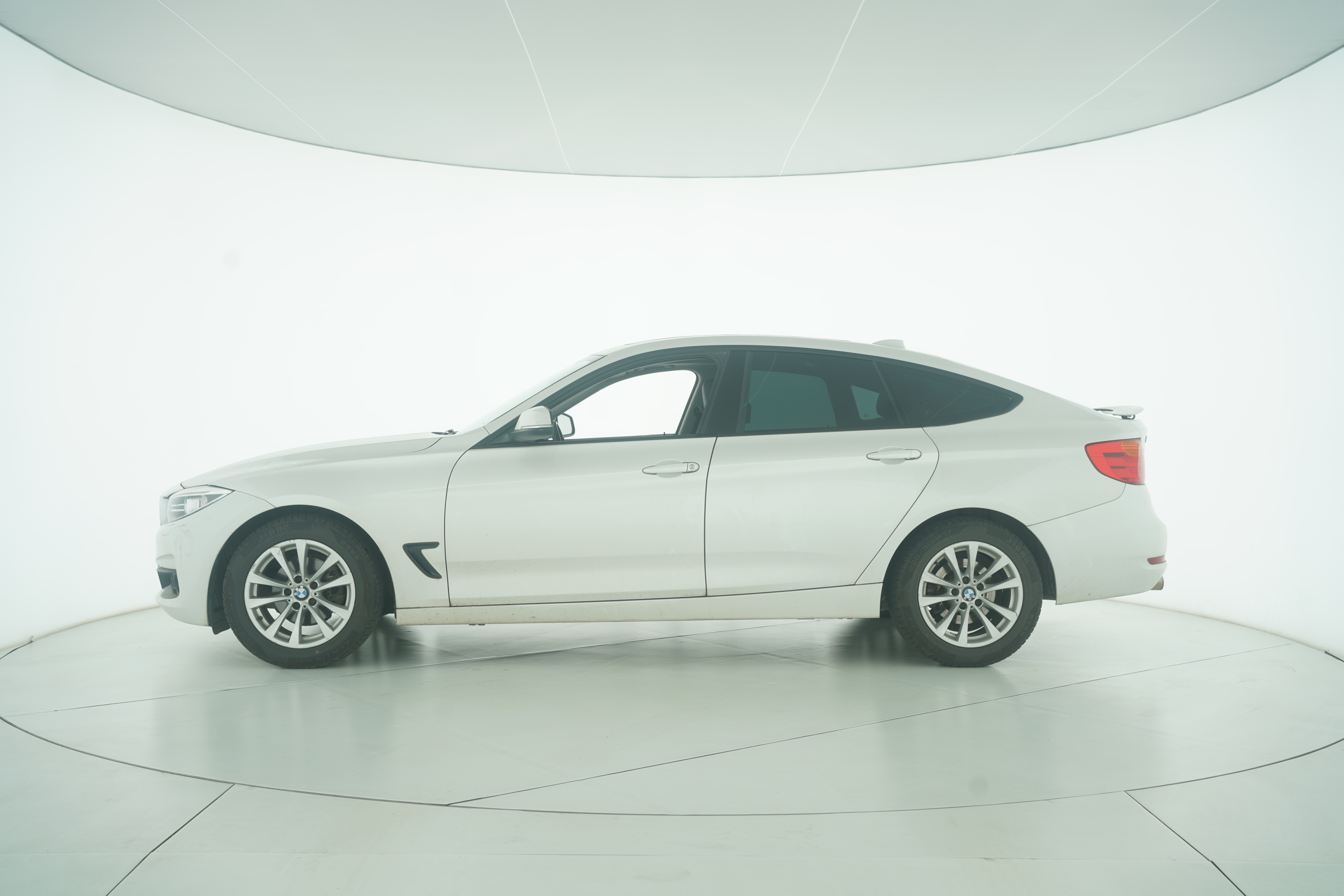 BMW 3 Series GT 2013 — фото 7