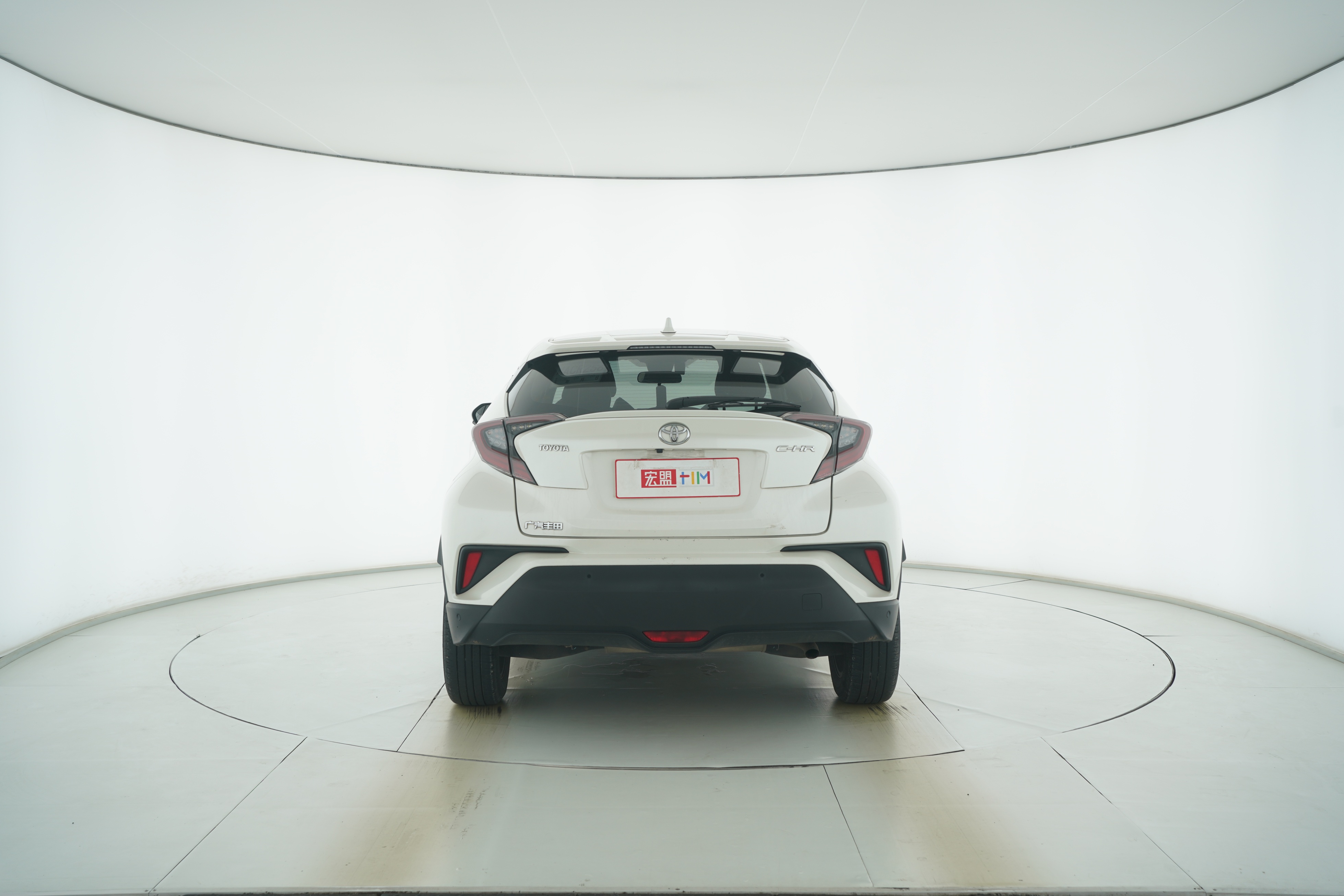 Toyota C-HR 2020 — фото 6