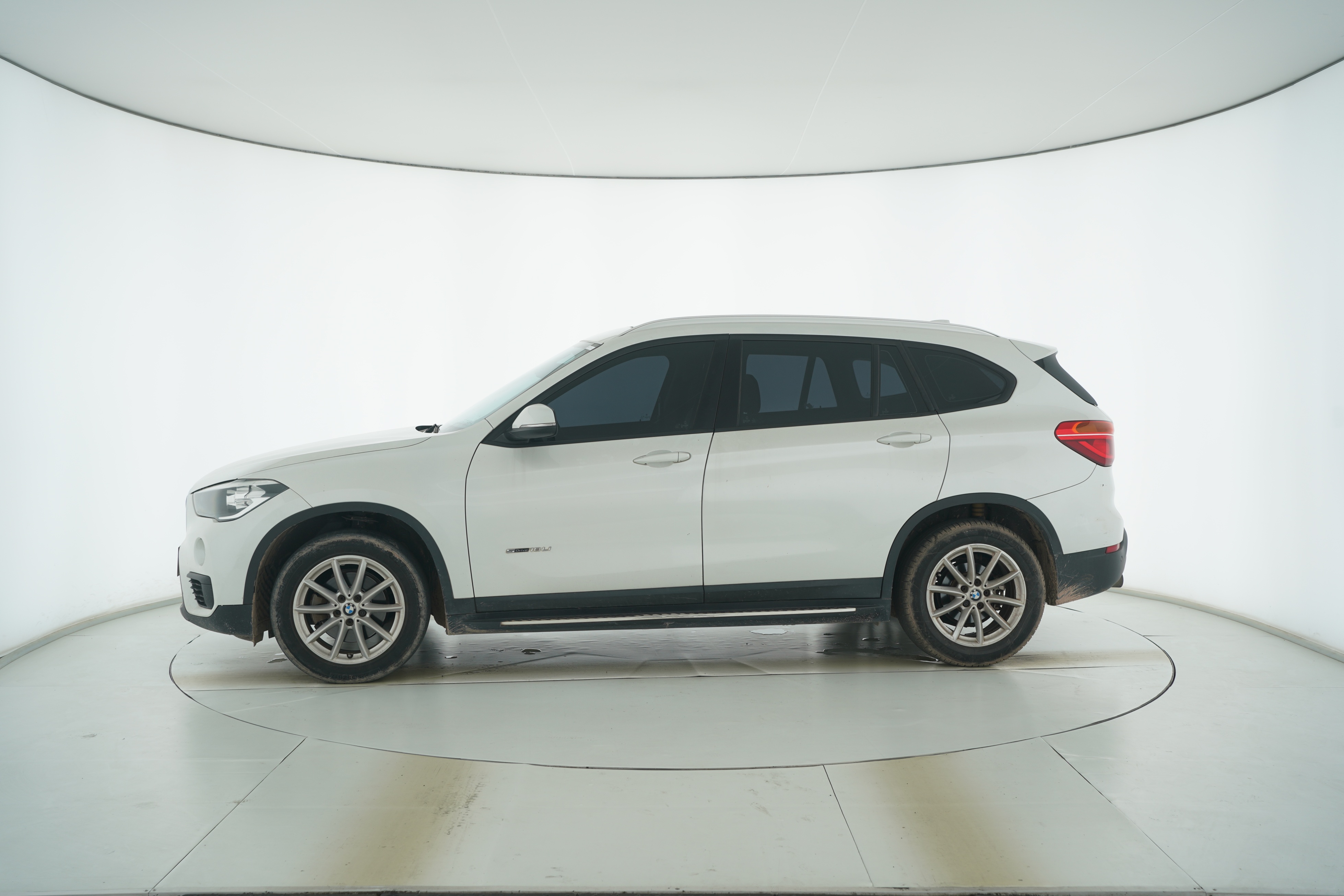 BMW X1 2018 — фото 7