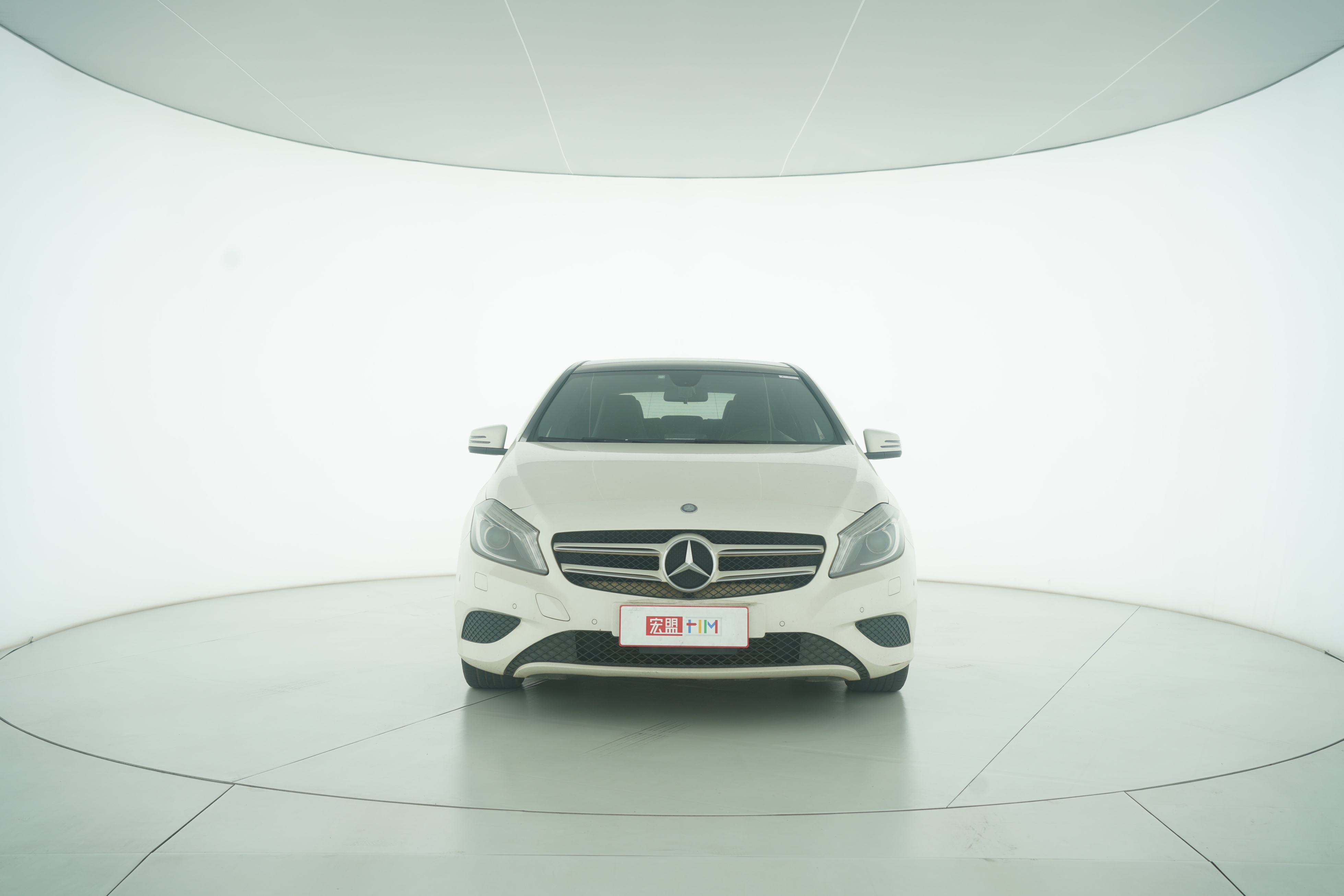 Mercedes Benz A-Class(Import) 2015 — фото 5