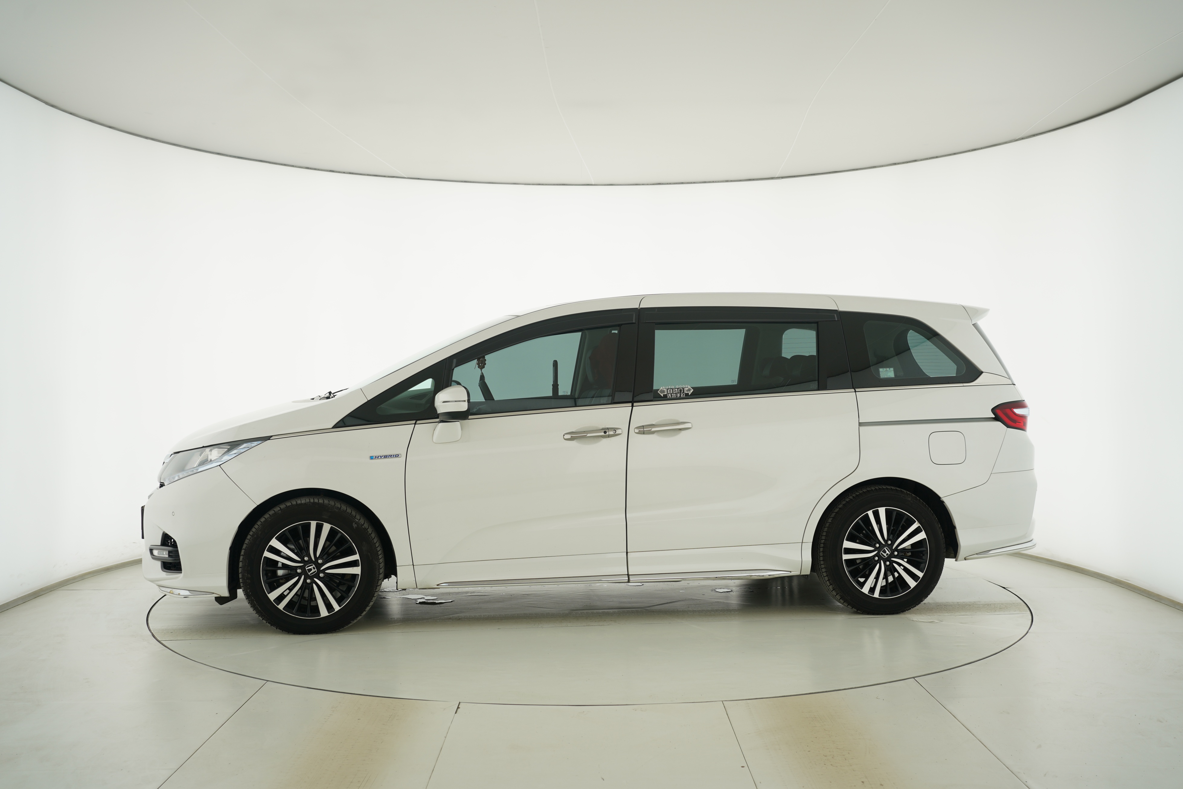 Honda Odyssey 2019 — фото 7