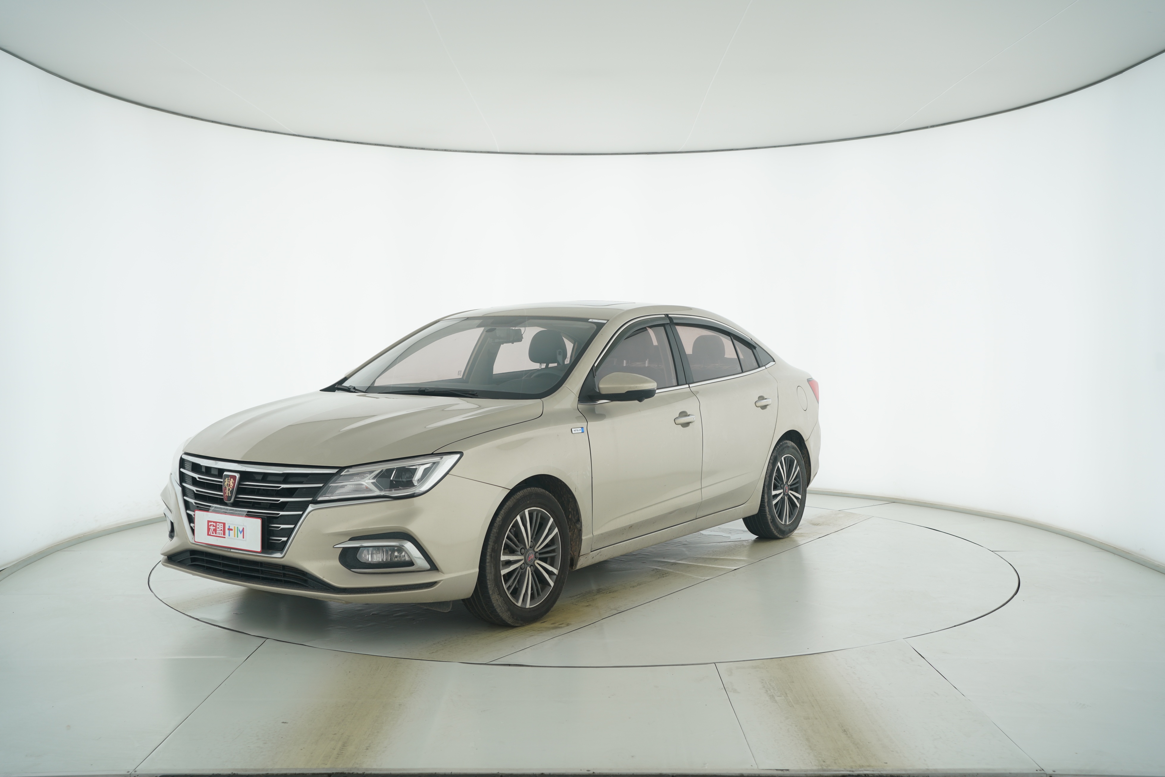 Roewe i5 2019 — фото 1
