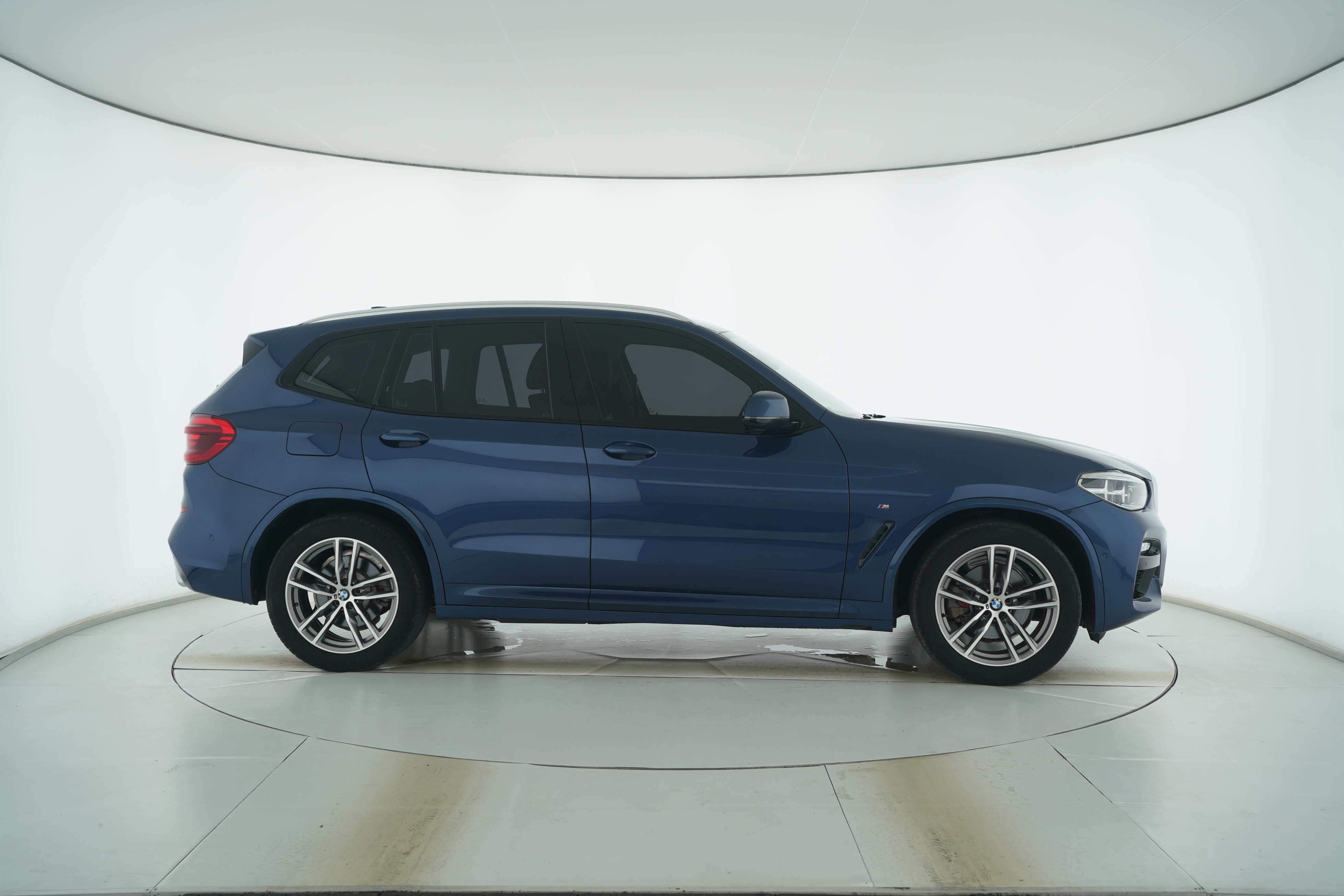 BMW X3 2018 — фото 8