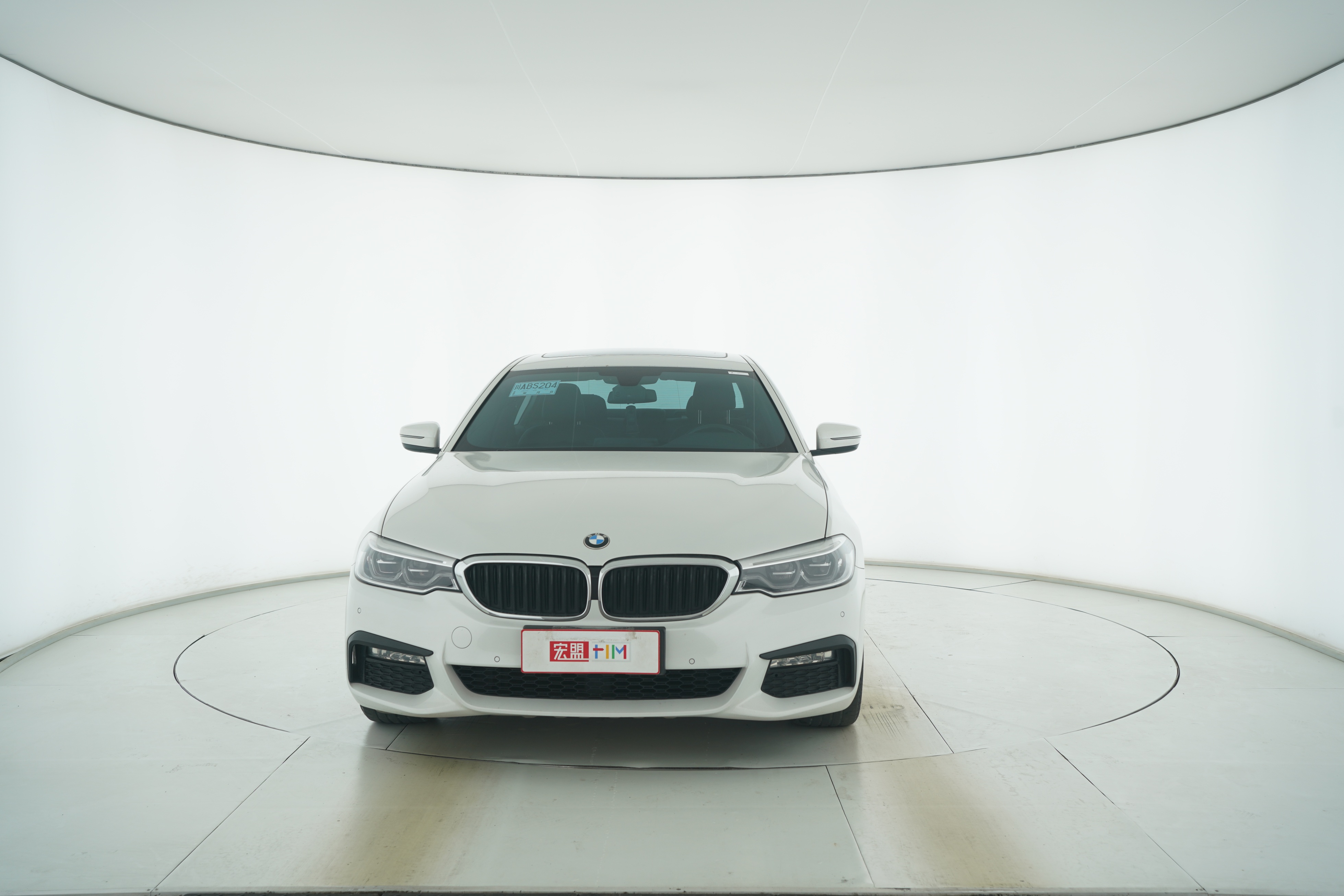 BMW 5 Series 2018 — фото 5