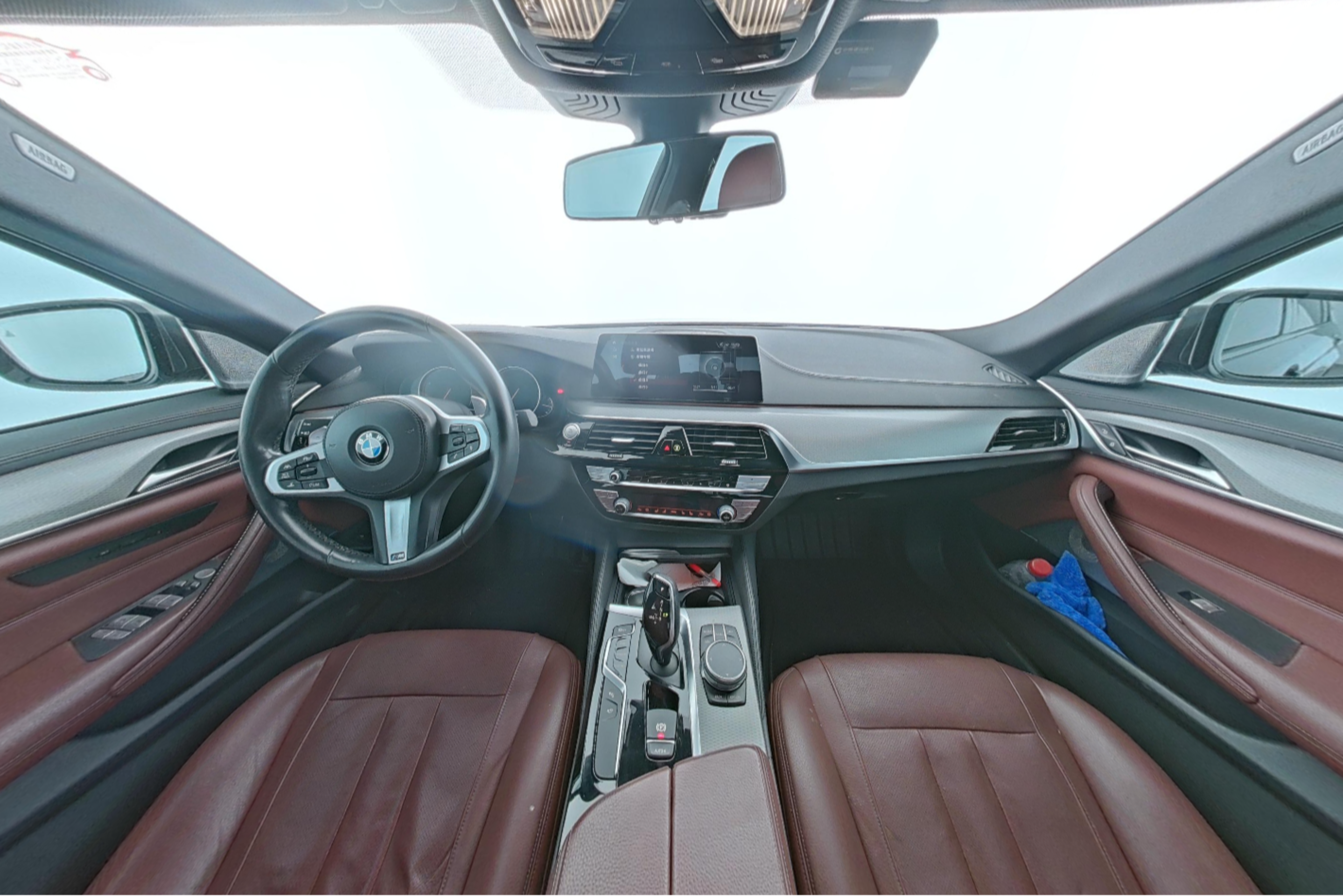 BMW 5 Series 2018 — фото 9
