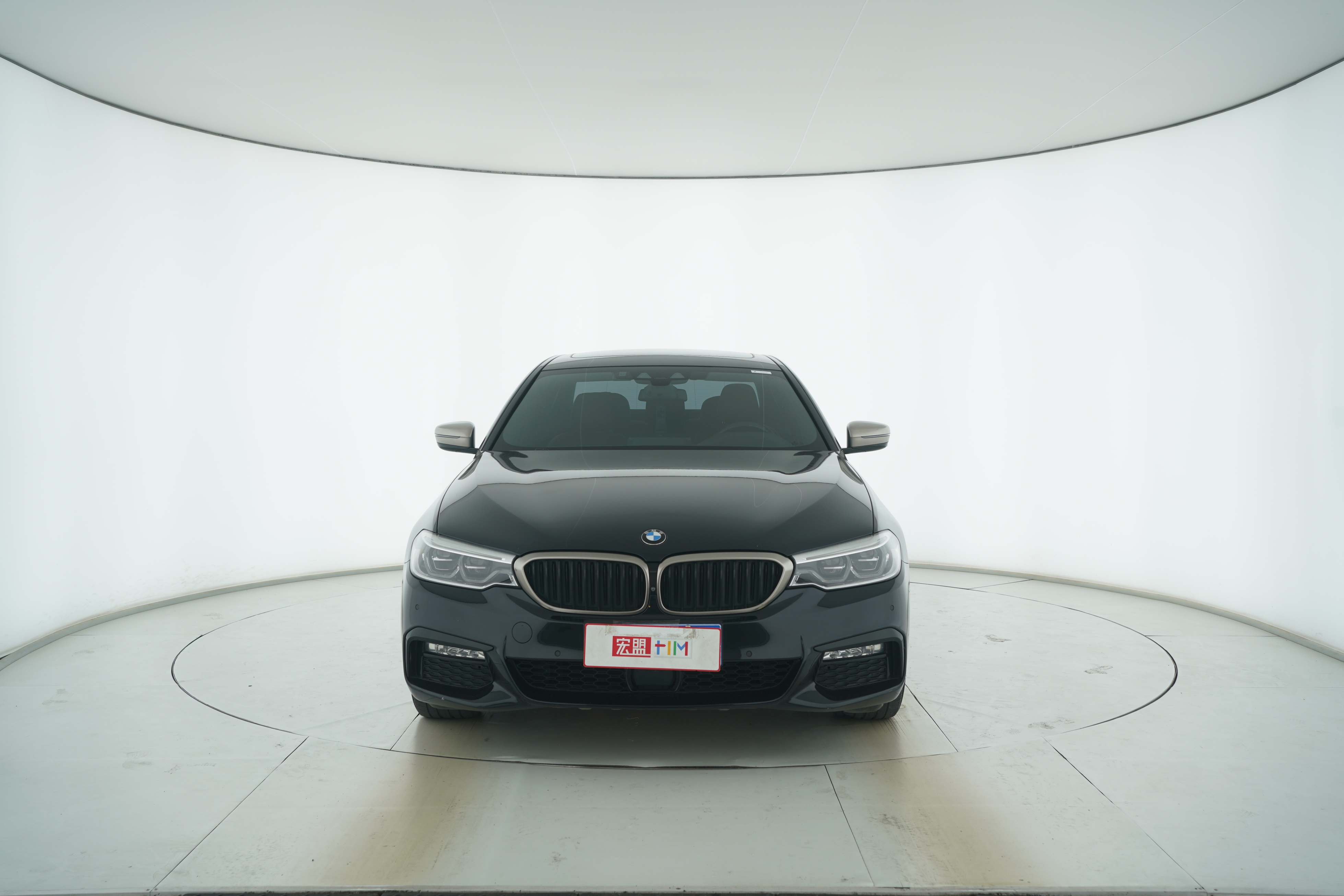 BMW 5 Series 2018 — фото 5