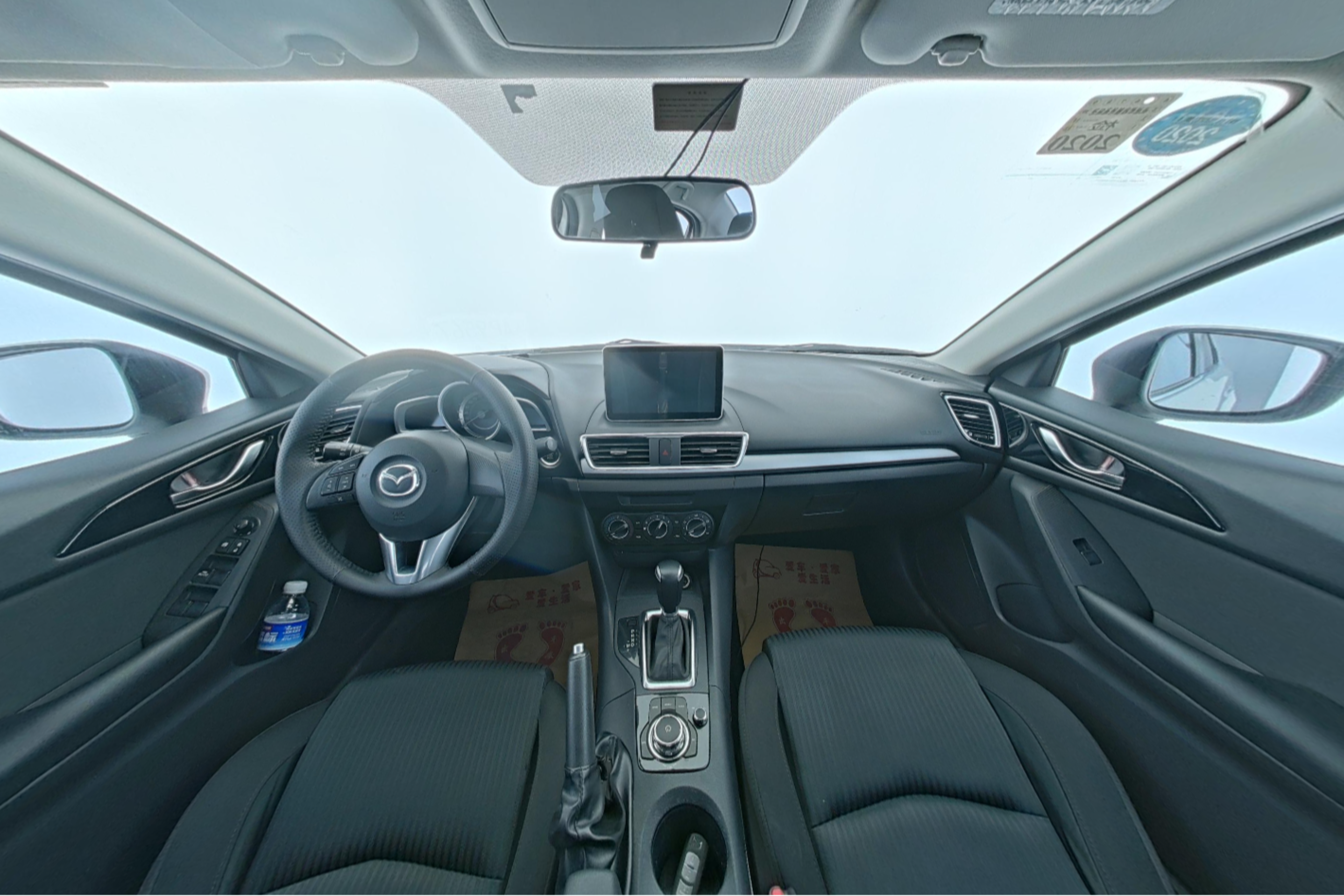 Mazda 3 Axela 2016 — фото 9