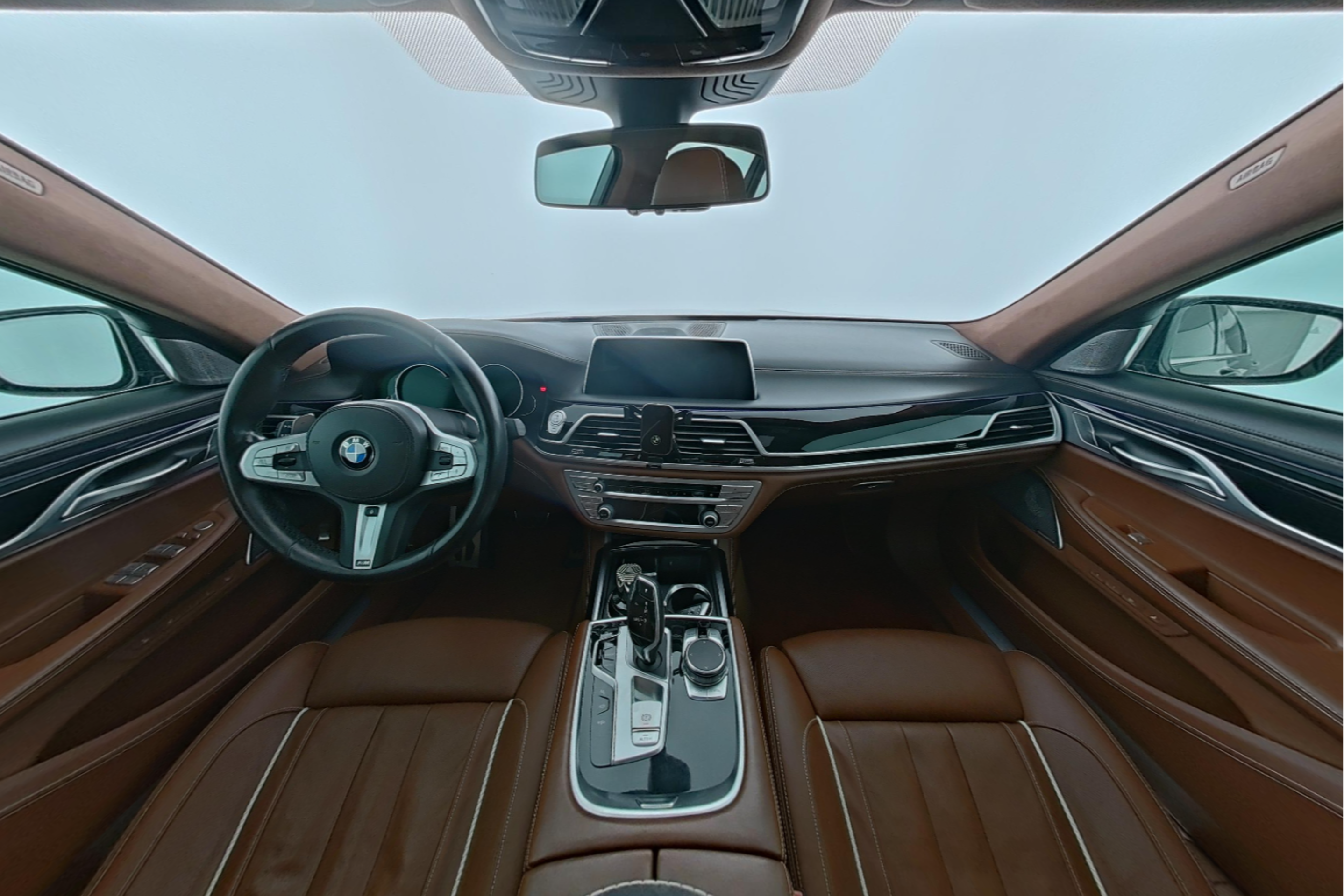 BMW 7 Series 2018 — фото 9