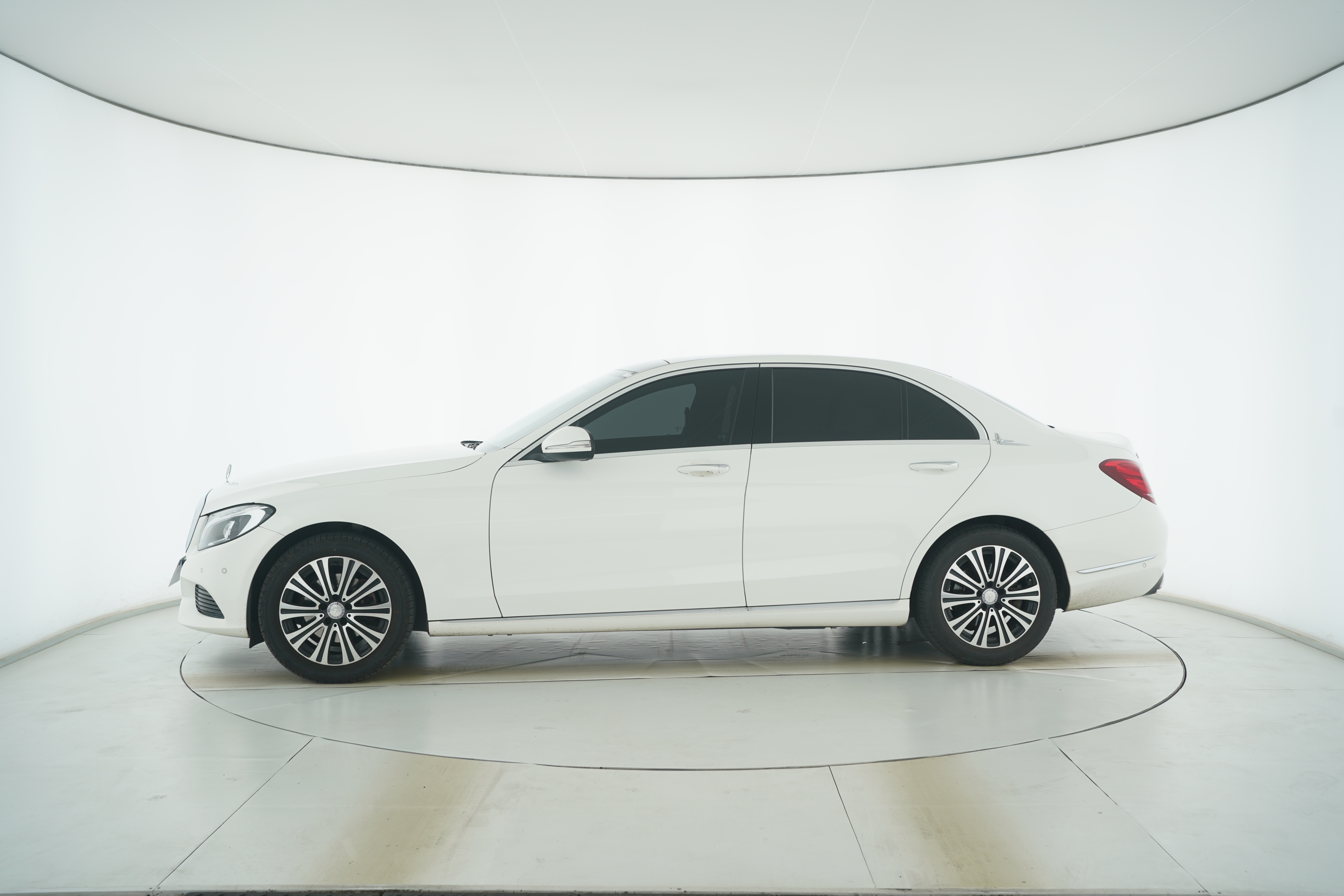 Mercedes Benz C-Class 2016 — фото 7